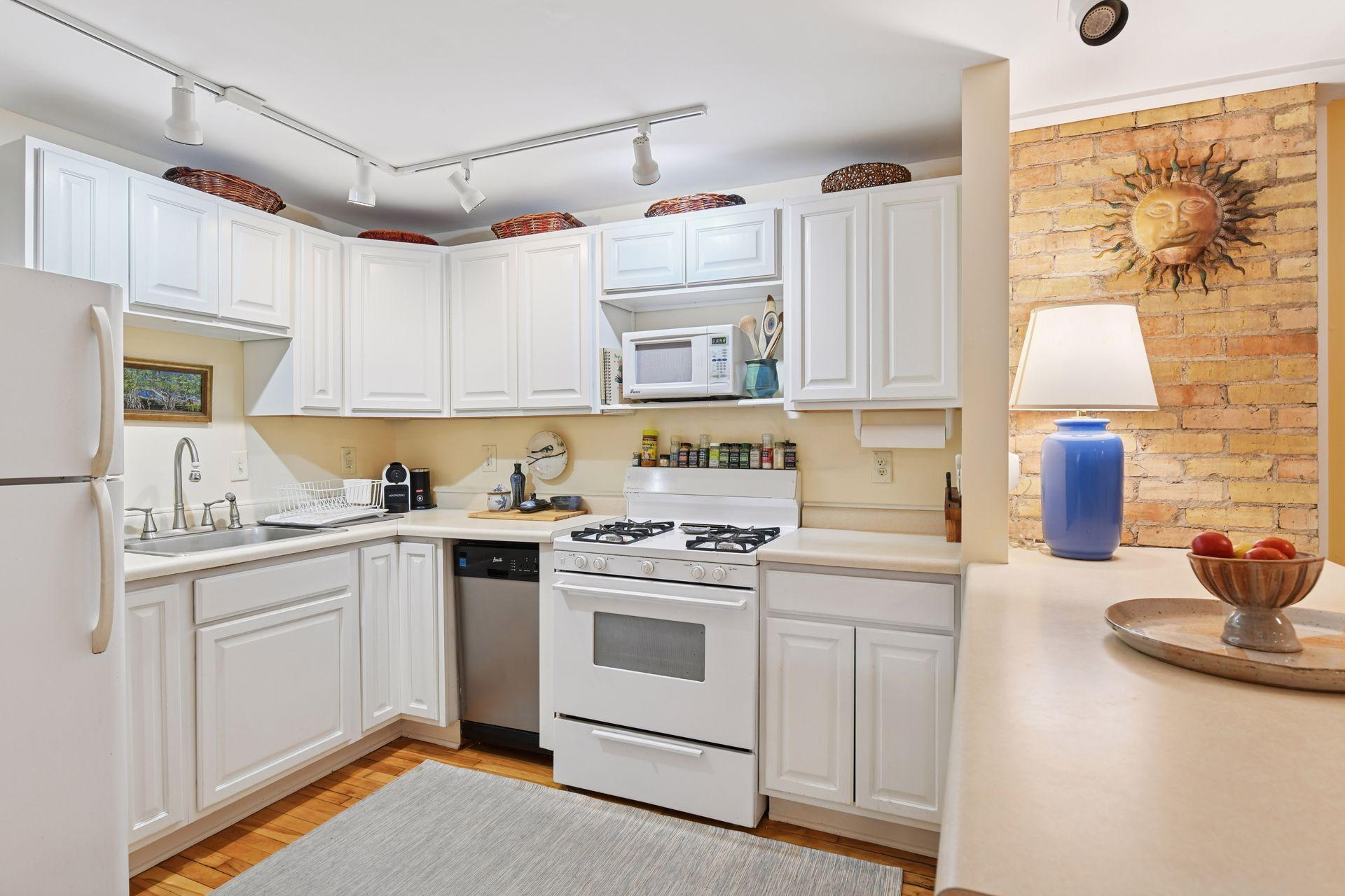 4300 Linden Hills Boulevard Unit: 3
