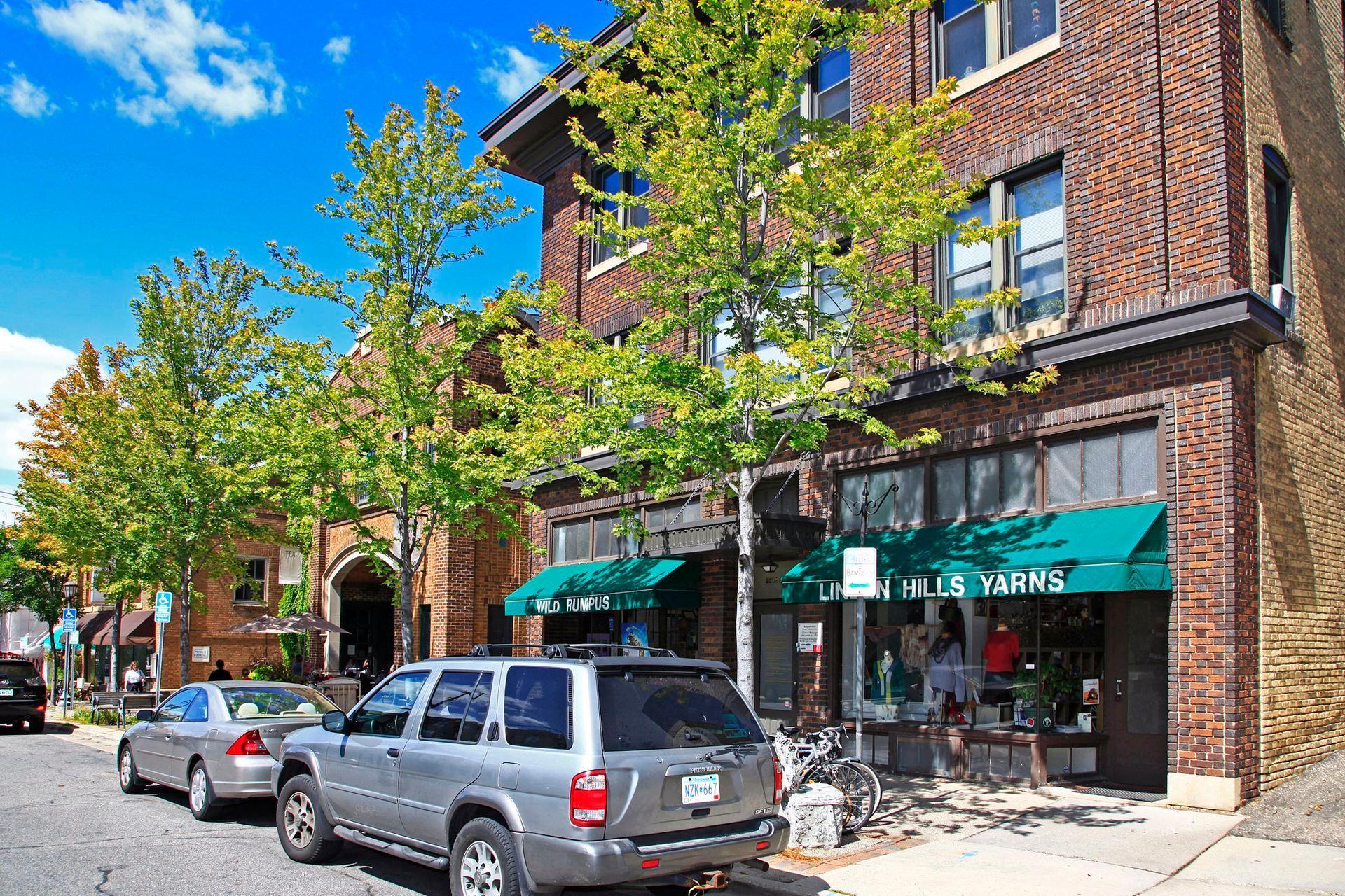 4300 Linden Hills Boulevard Unit: 3