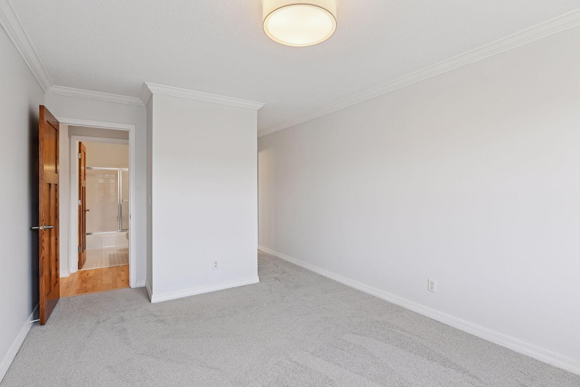 821 Douglas Avenue Unit: 304