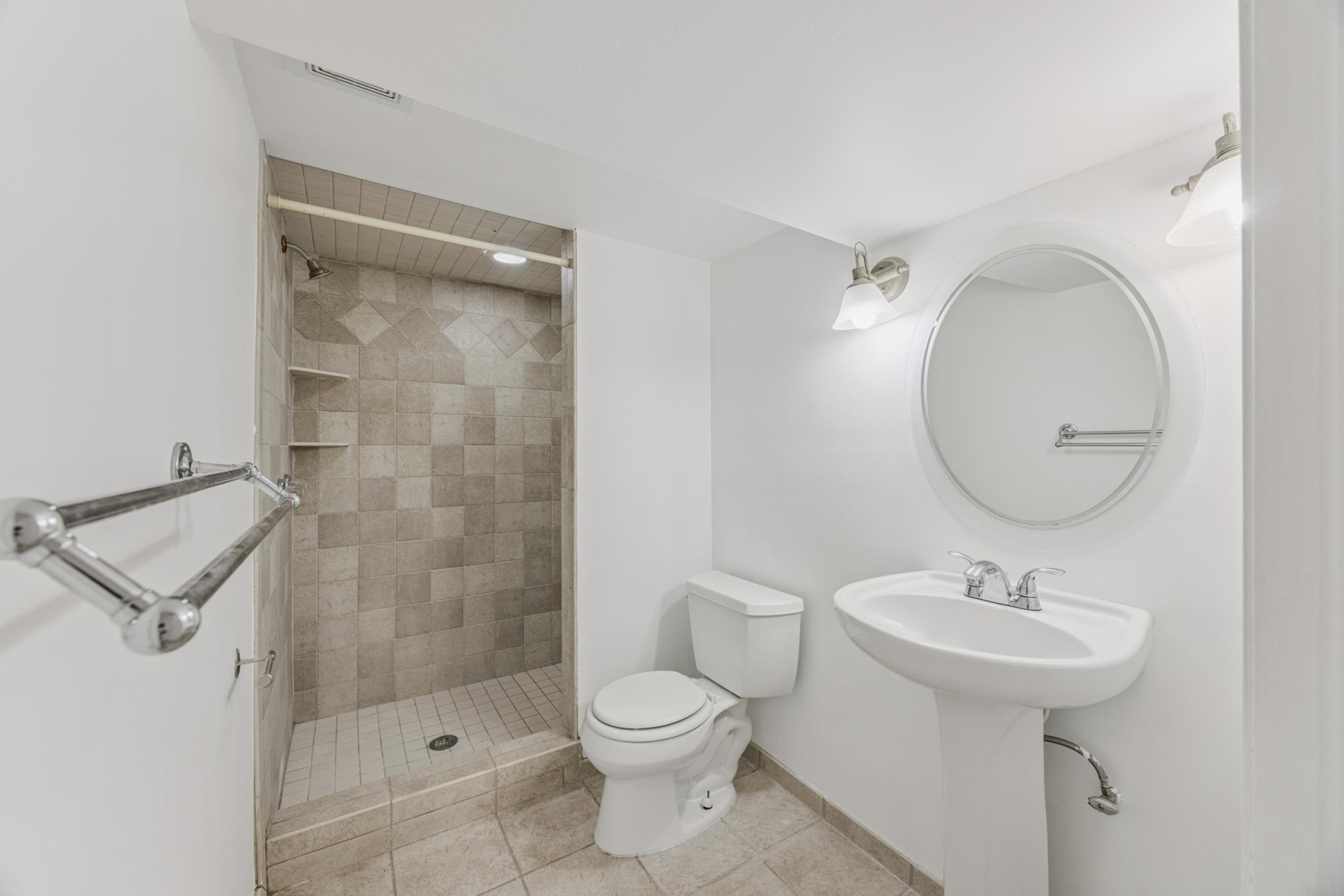 3916 Thomas Avenue S