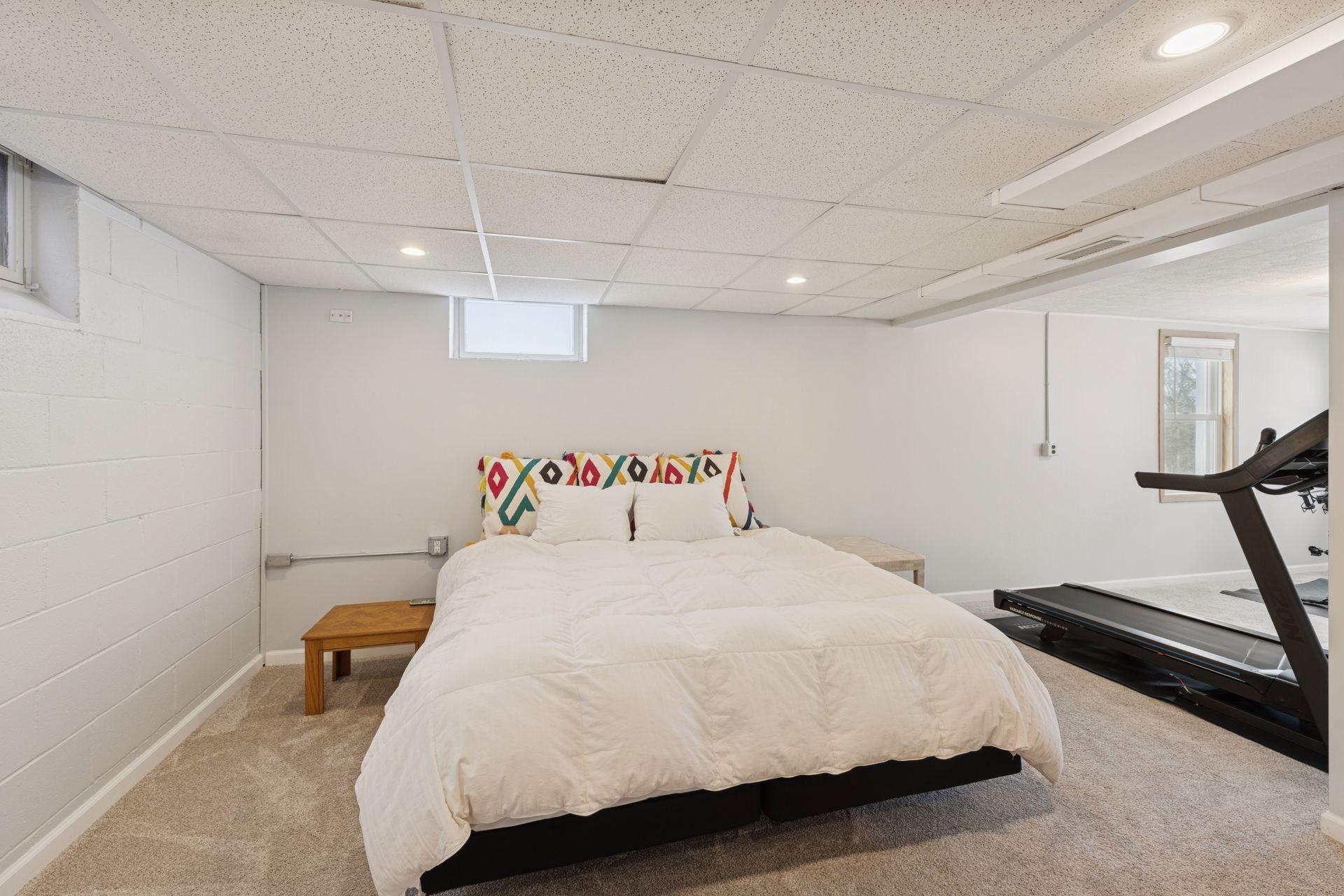 2400 Cedarwood Ridge