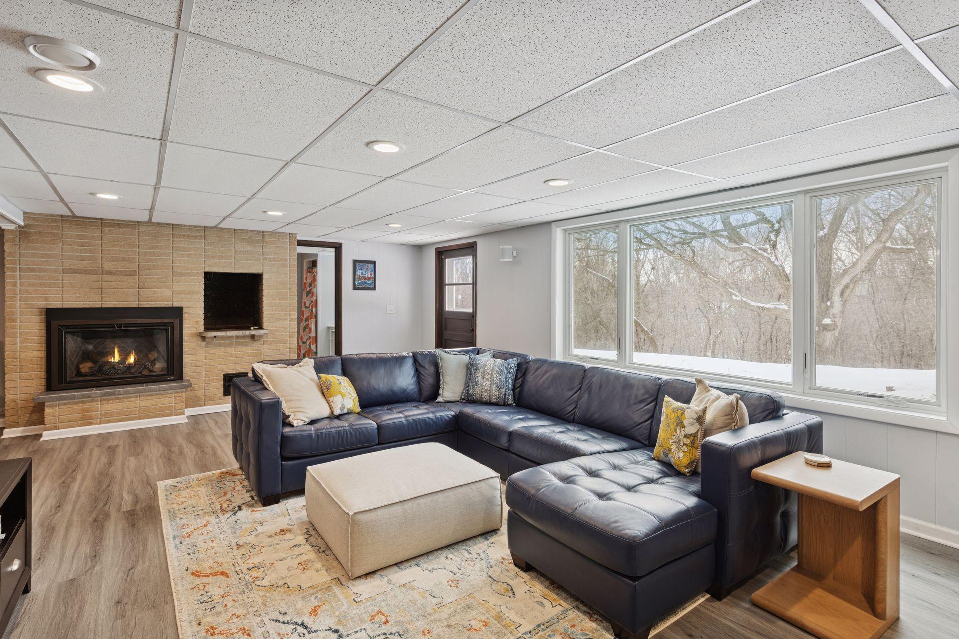 2400 Cedarwood Ridge