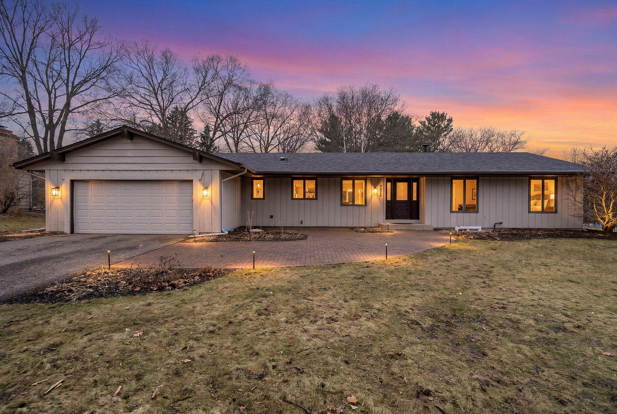 2525 Troy Lane N