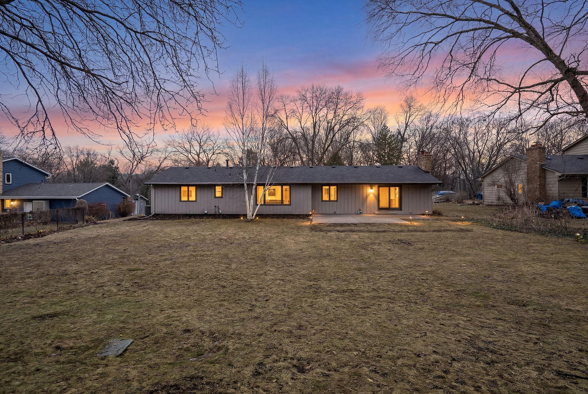 2525 Troy Lane N