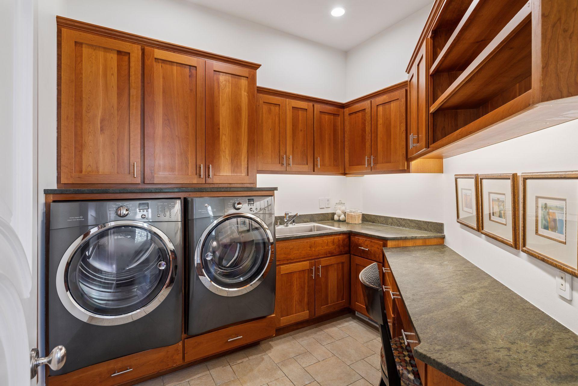 2845 Little Orchard Way