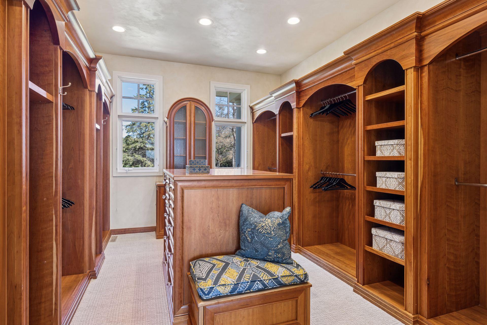 2845 Little Orchard Way