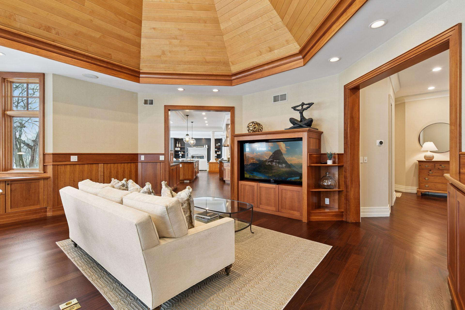 2845 Little Orchard Way