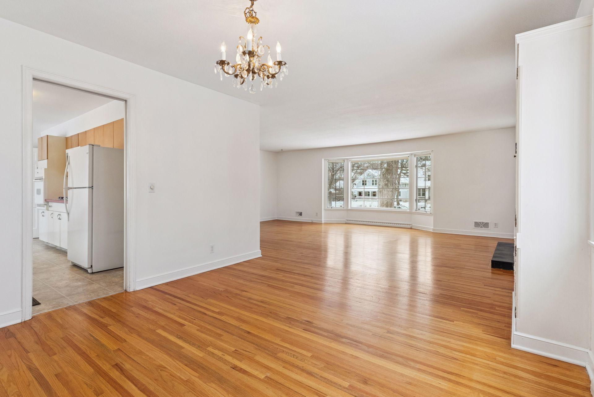 4012 Linden Hills Boulevard