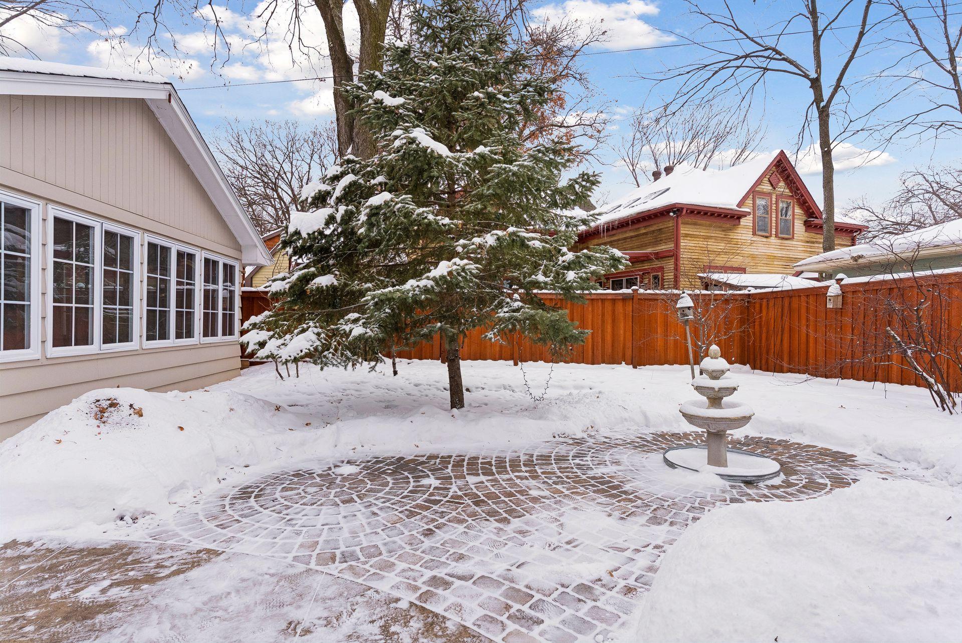 4012 Linden Hills Boulevard