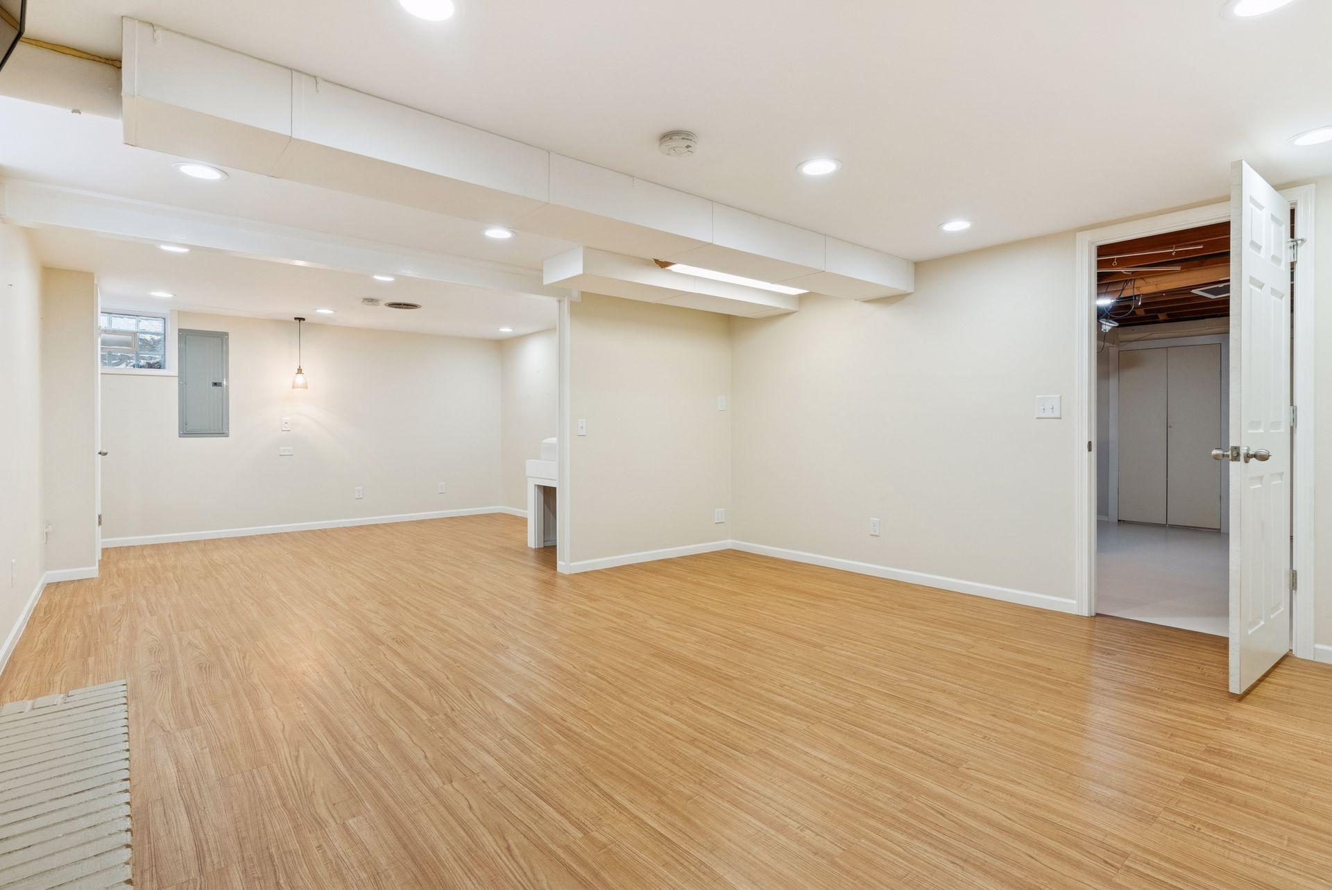 4012 Linden Hills Boulevard