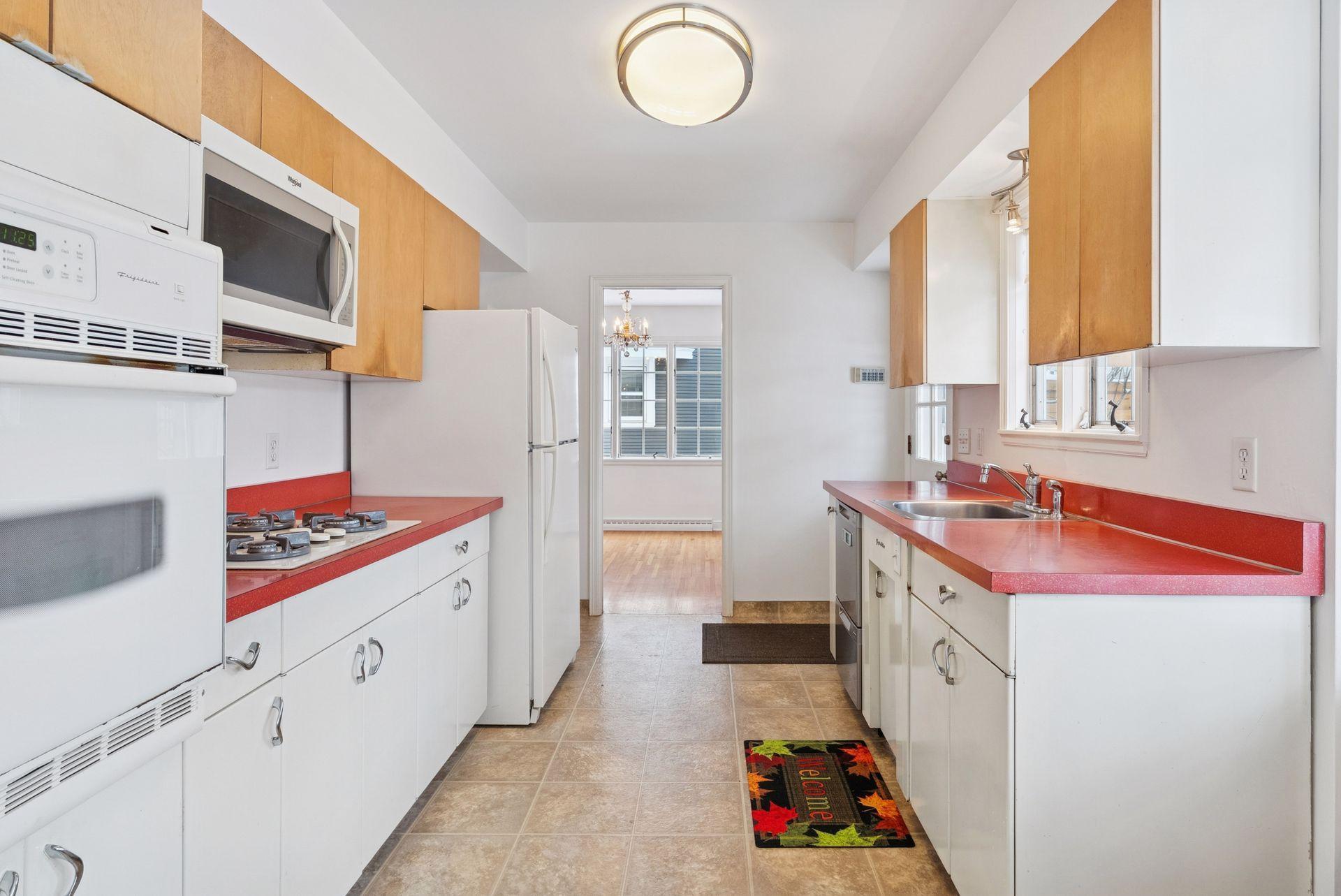 4012 Linden Hills Boulevard