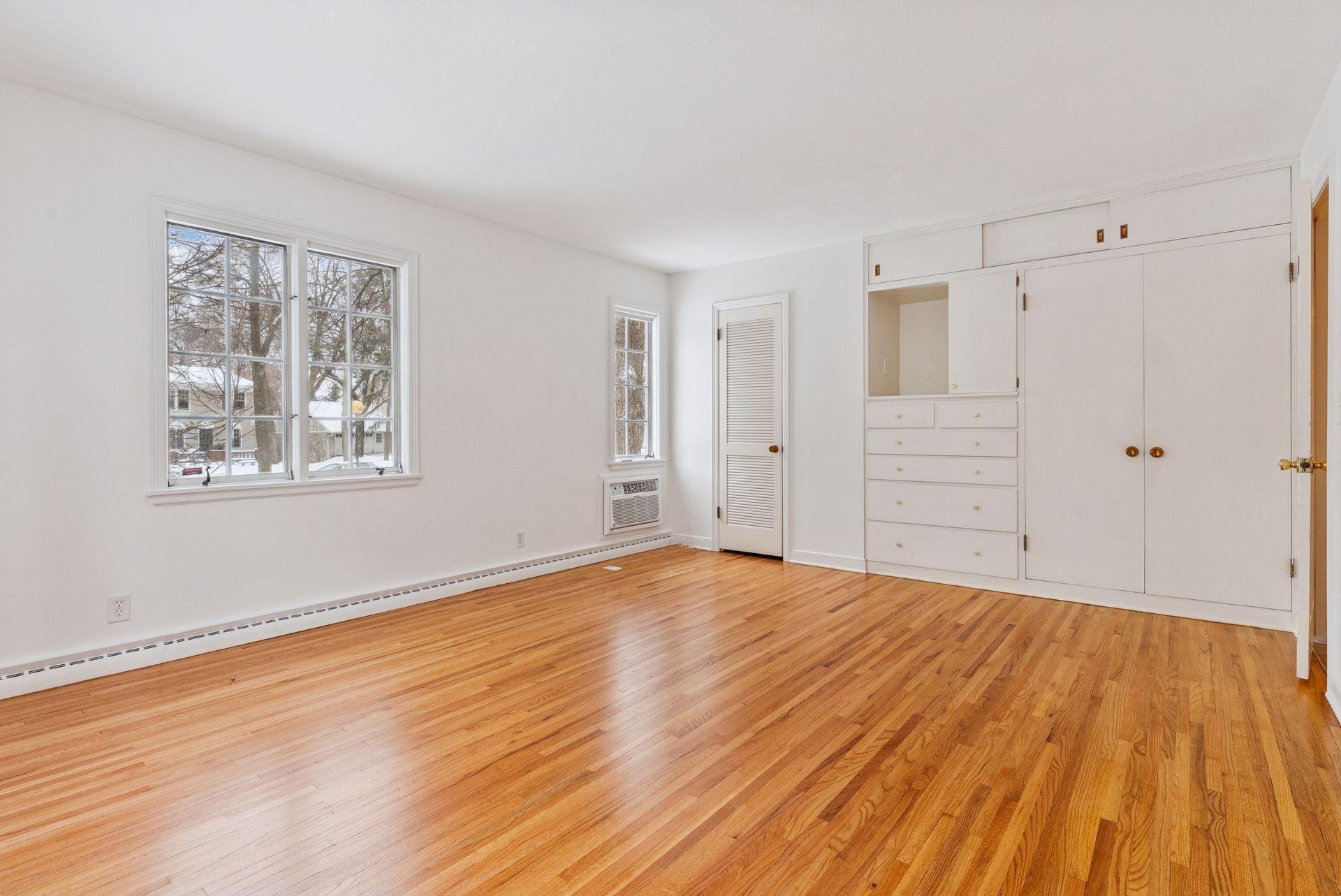 4012 Linden Hills Boulevard