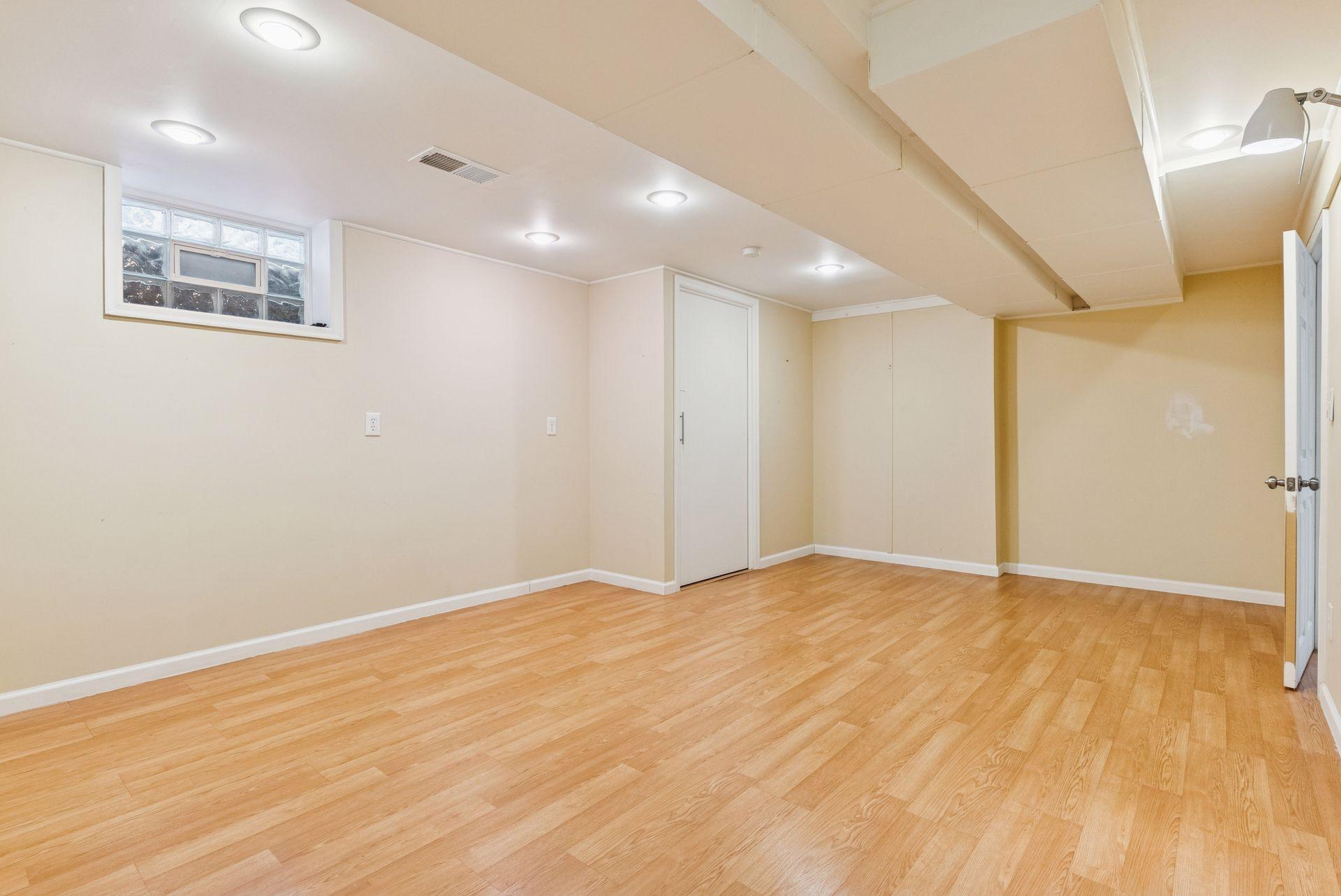 4012 Linden Hills Boulevard