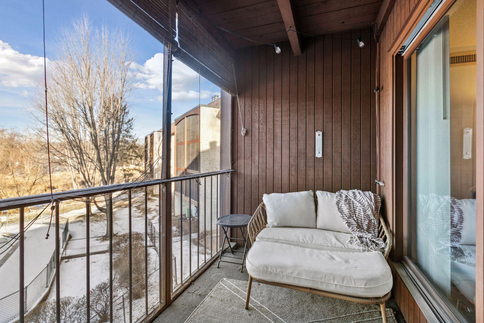 4710 58th Avenue N Unit: 201