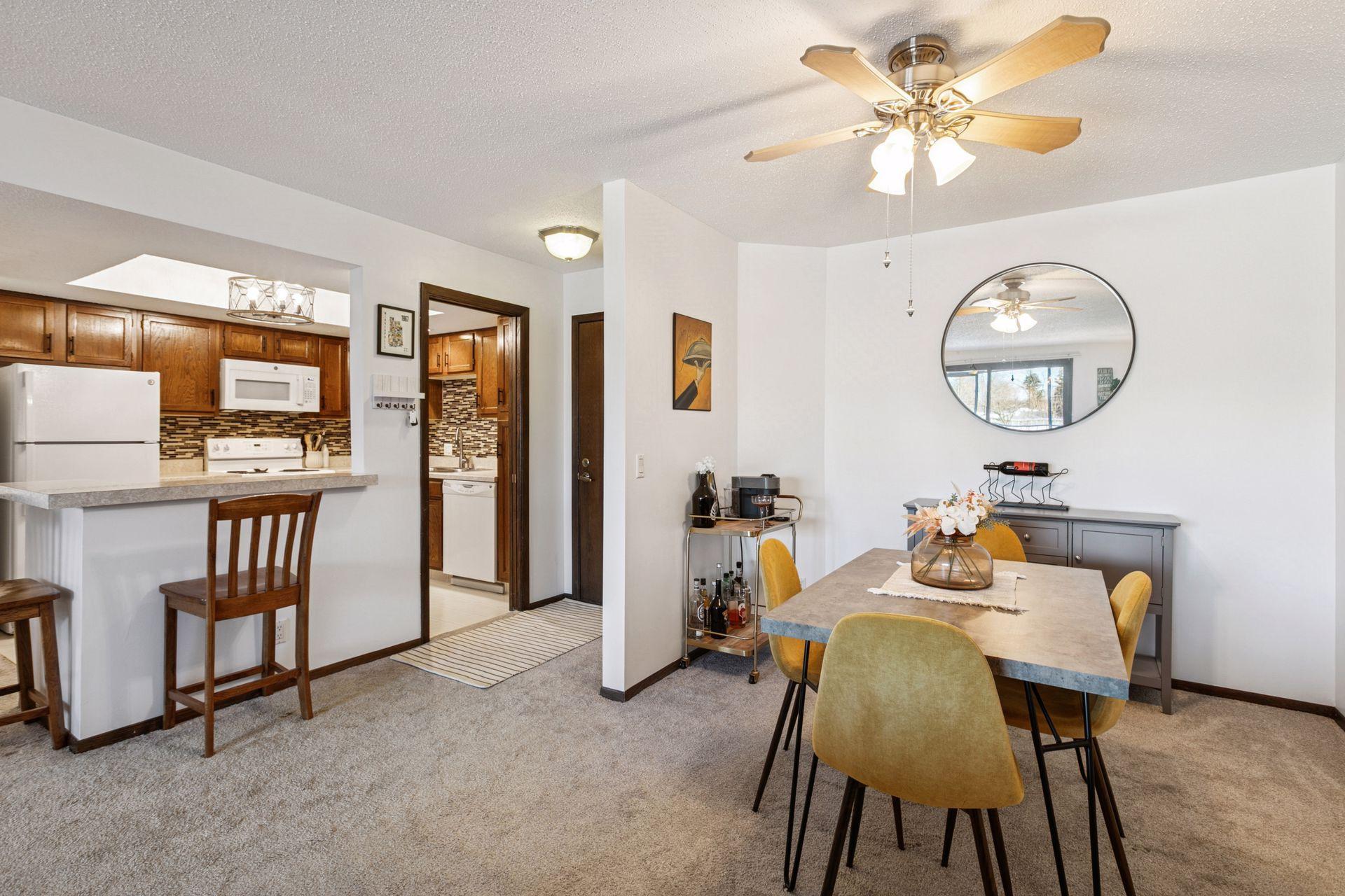 4710 58th Avenue N Unit: 201