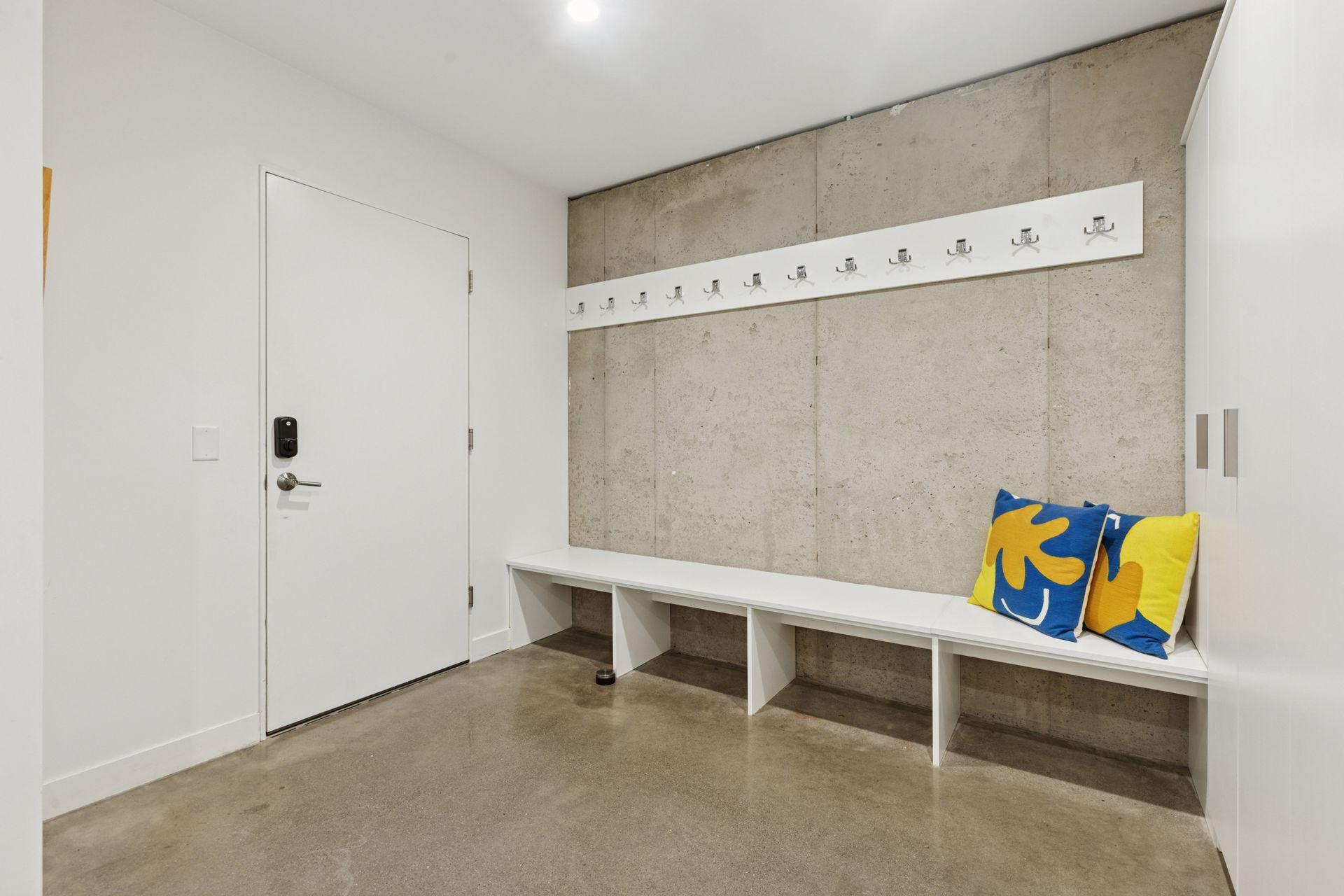 4043 Abbott Avenue S