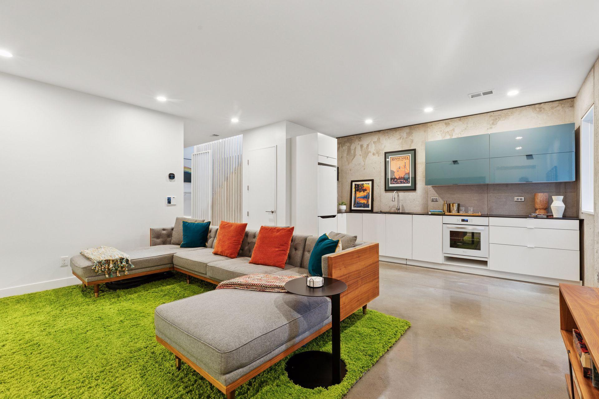 4043 Abbott Avenue S