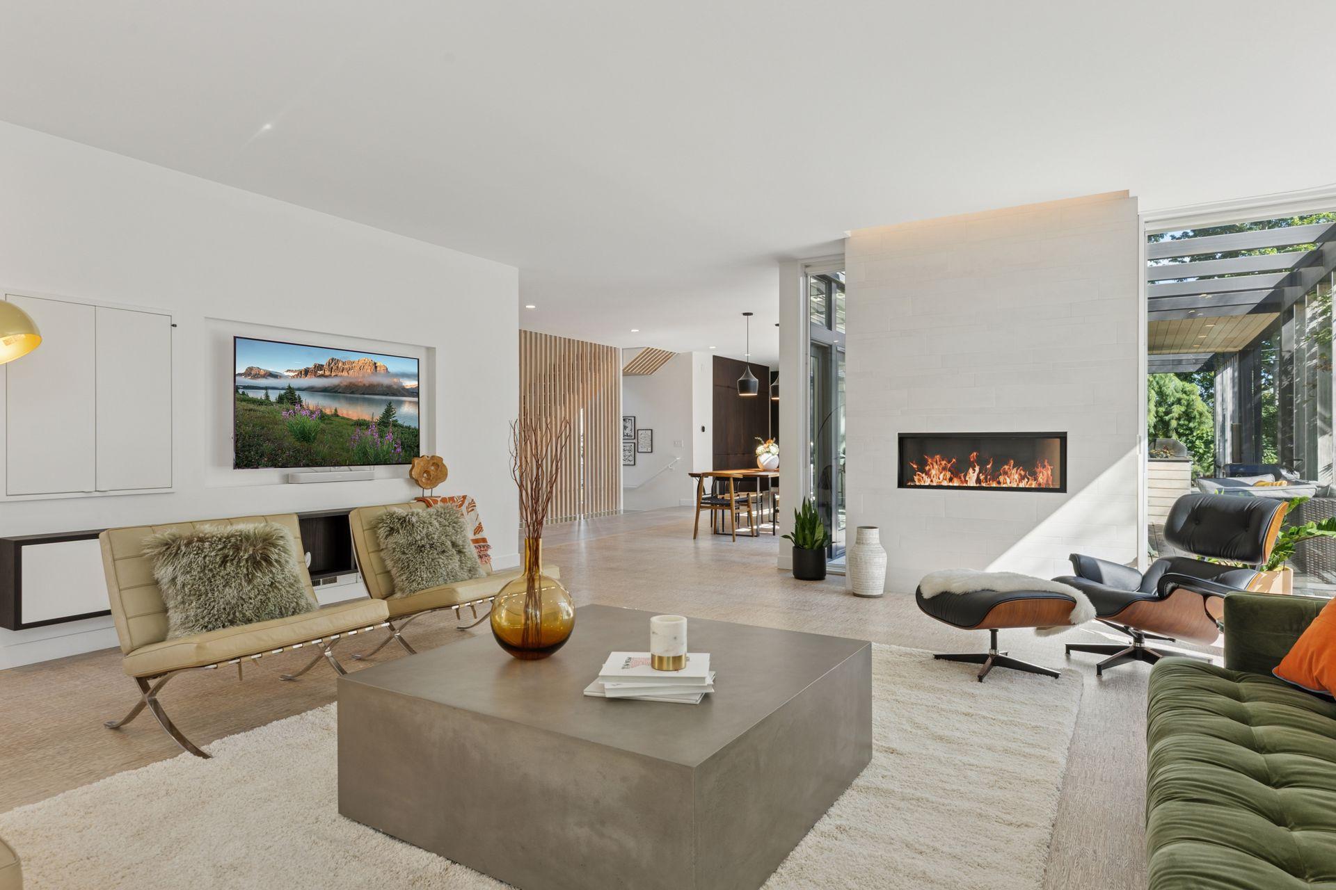 4043 Abbott Avenue S