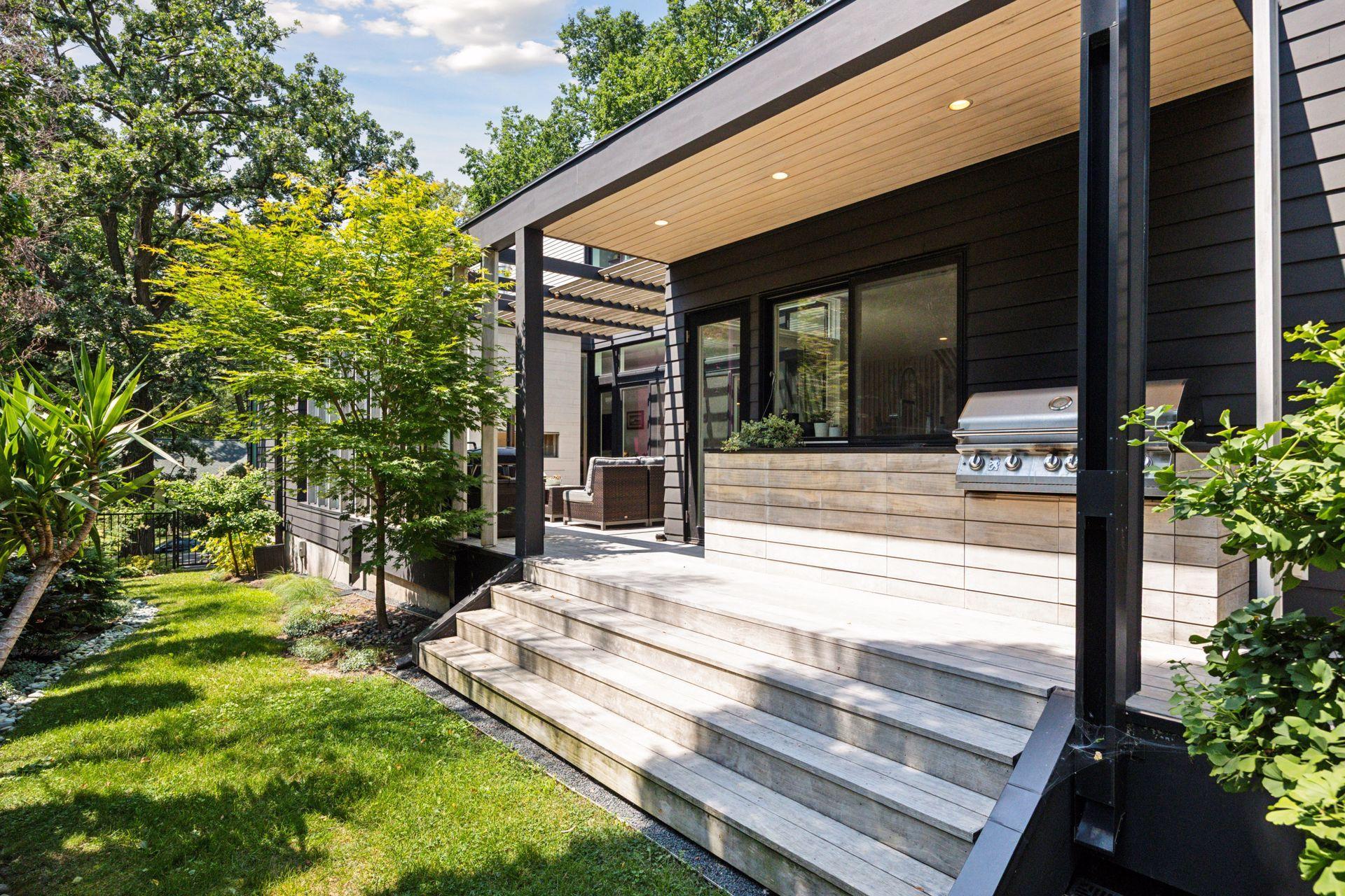 4043 Abbott Avenue S