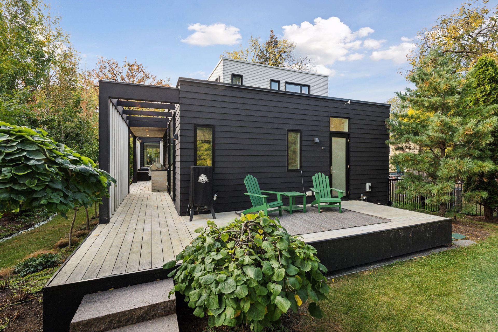 4043 Abbott Avenue S