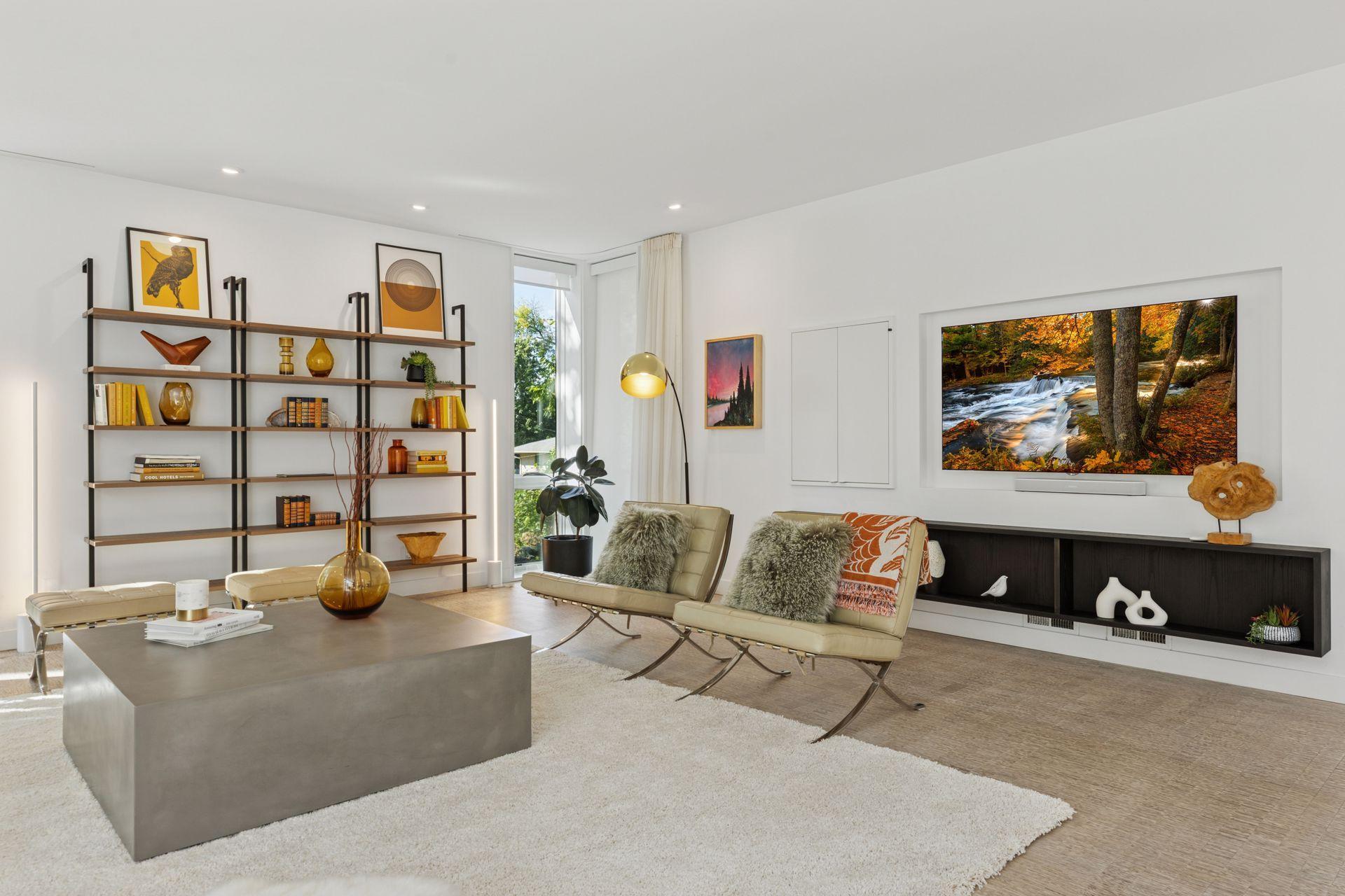 4043 Abbott Avenue S