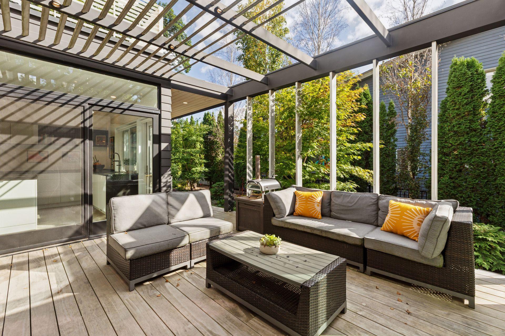 4043 Abbott Avenue S