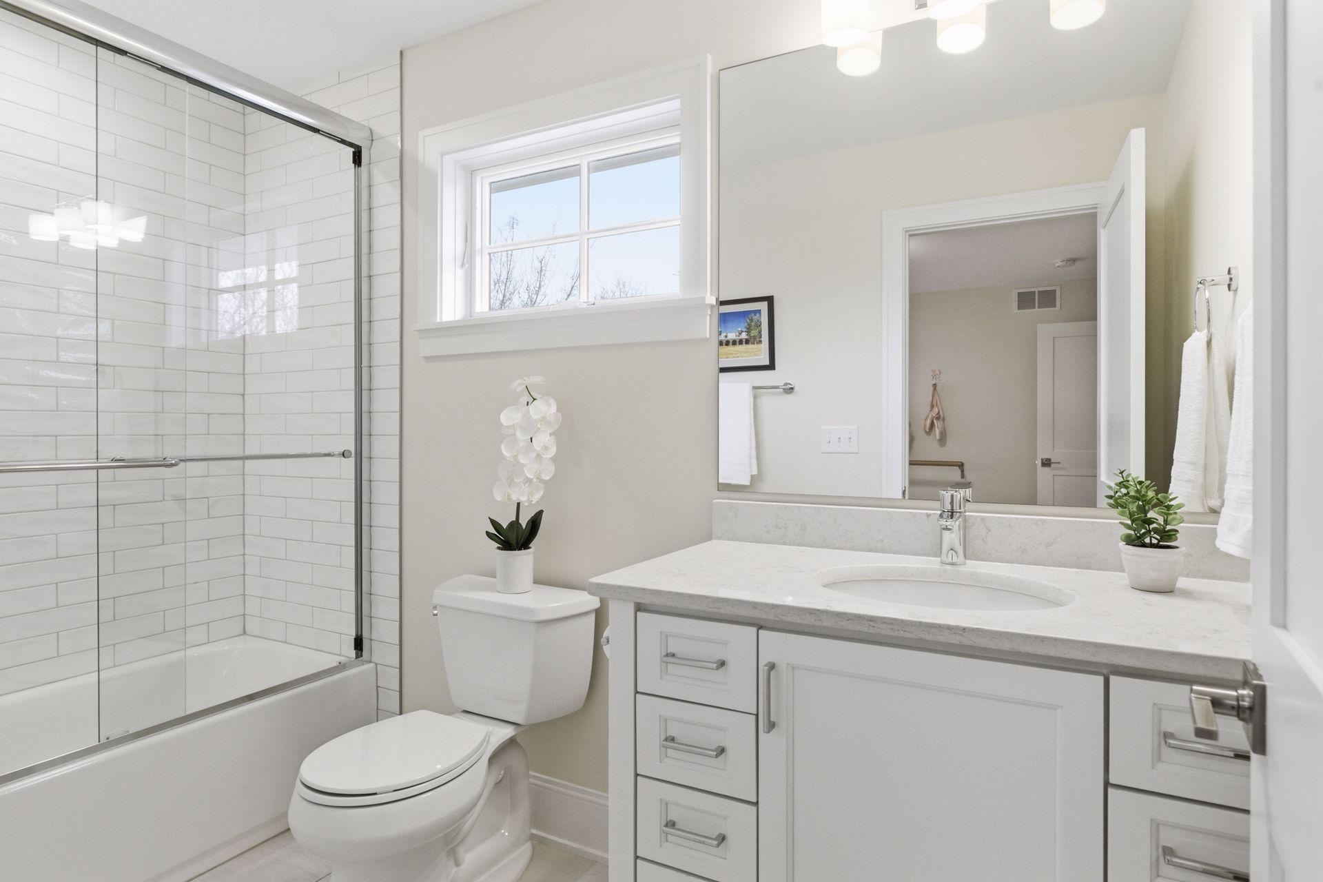 1774 Girard Avenue S