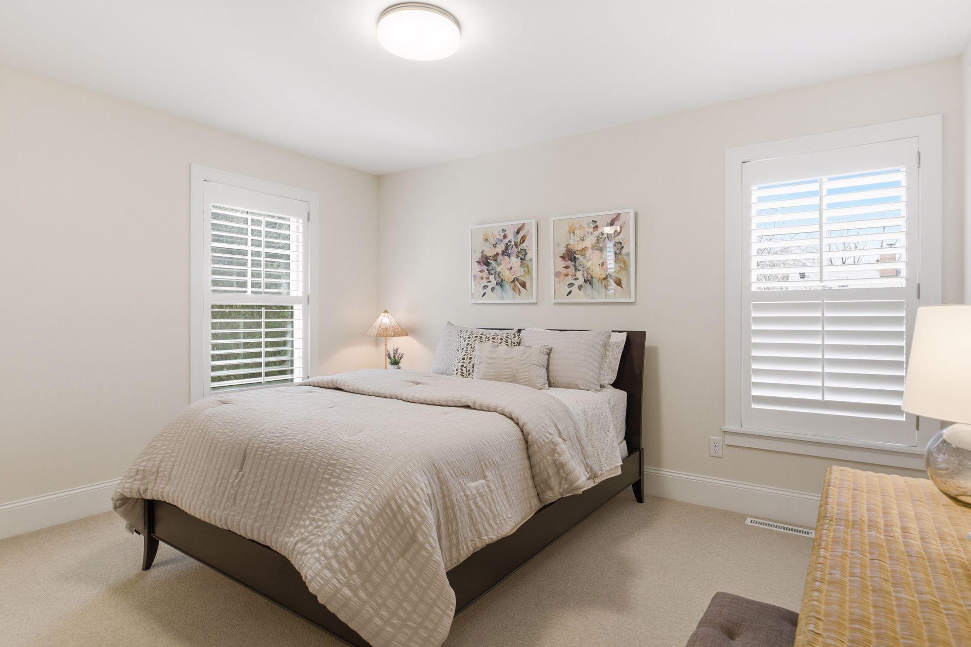 1774 Girard Avenue S