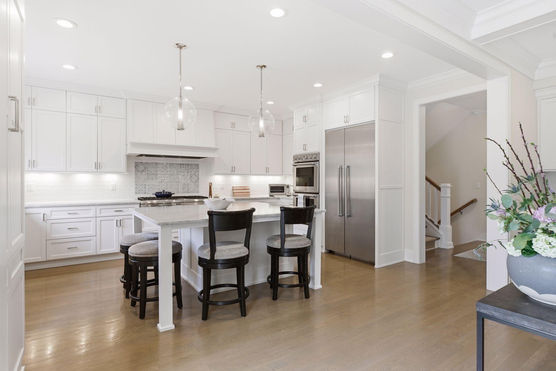 1774 Girard Avenue S