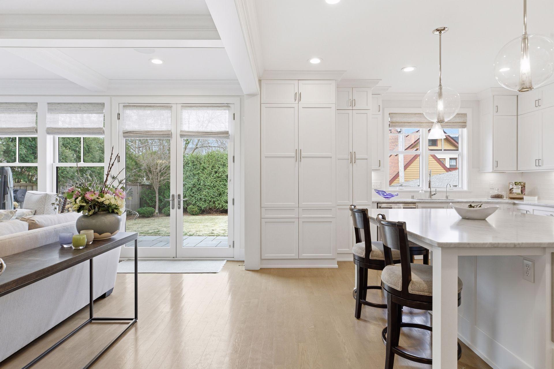 1774 Girard Avenue S