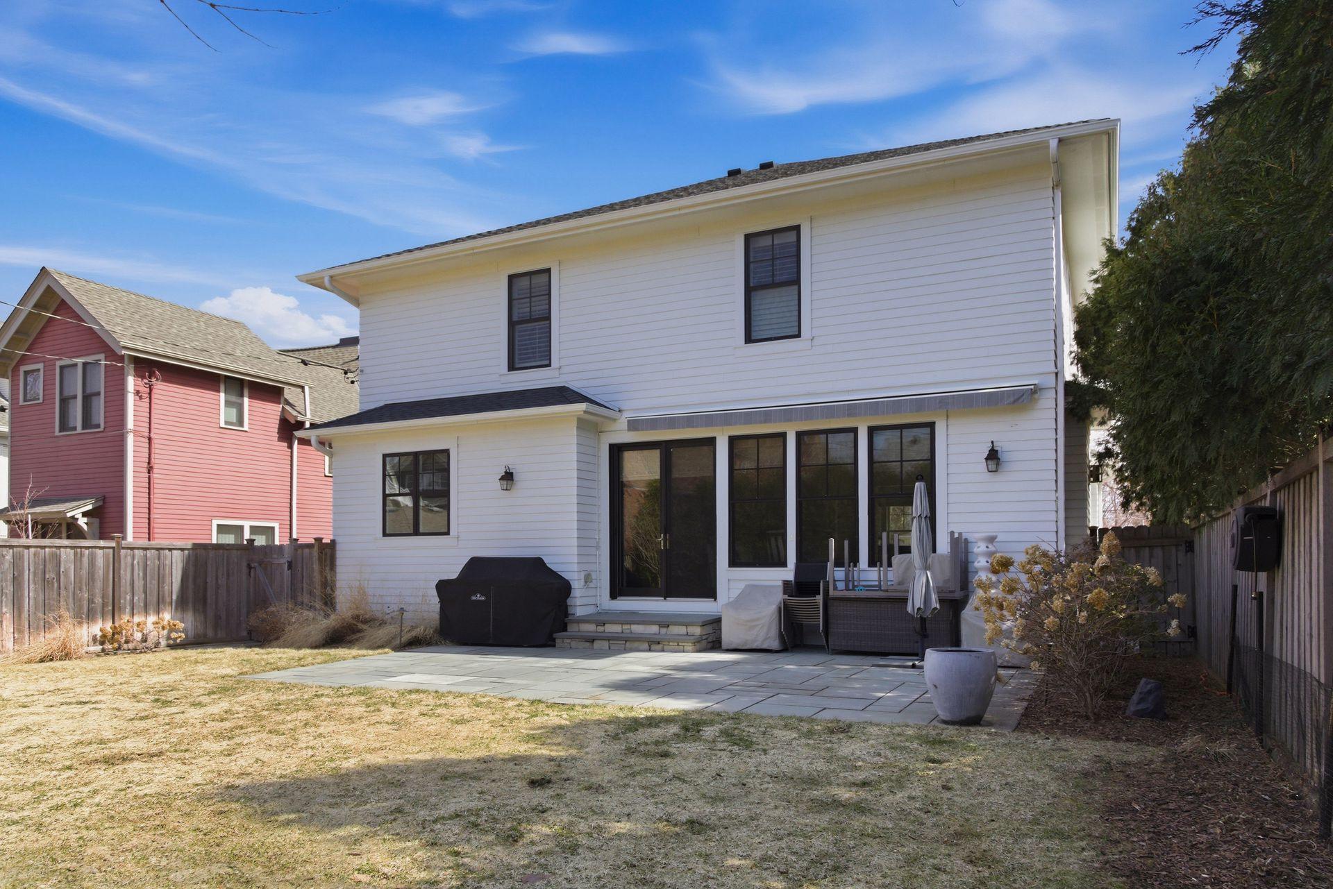 1774 Girard Avenue S