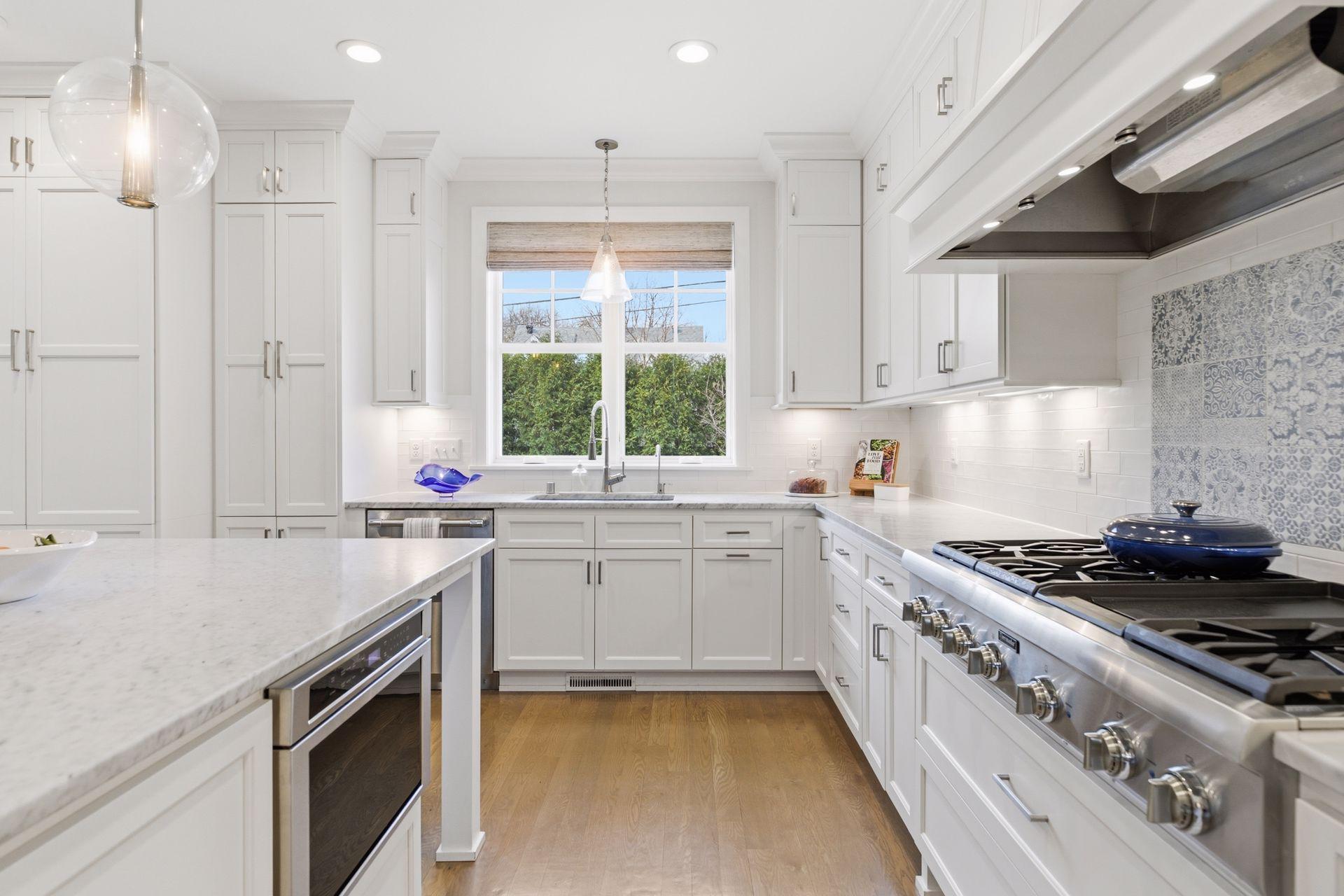 1774 Girard Avenue S