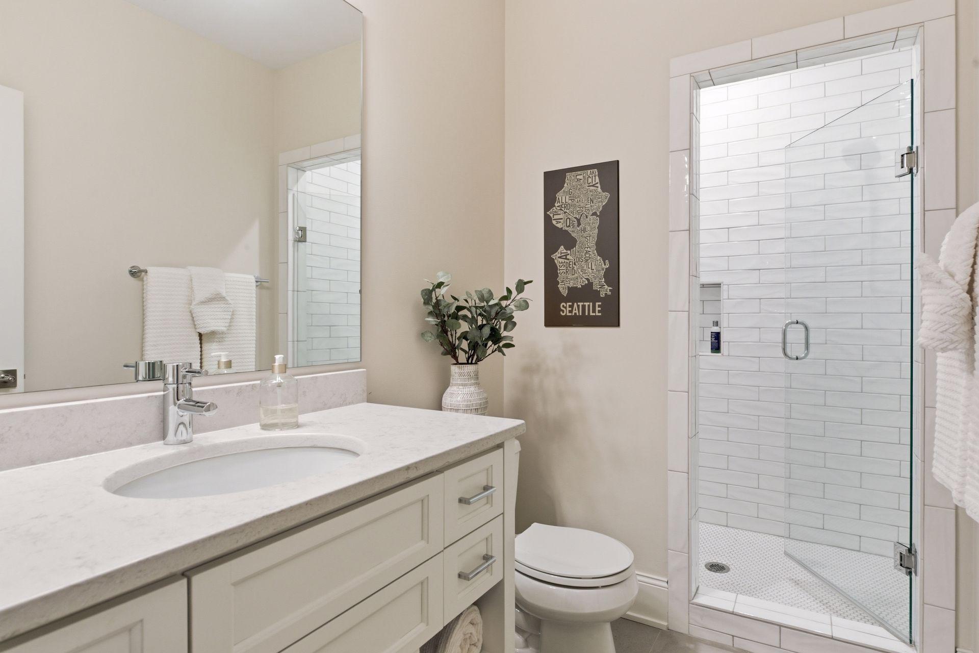 1774 Girard Avenue S