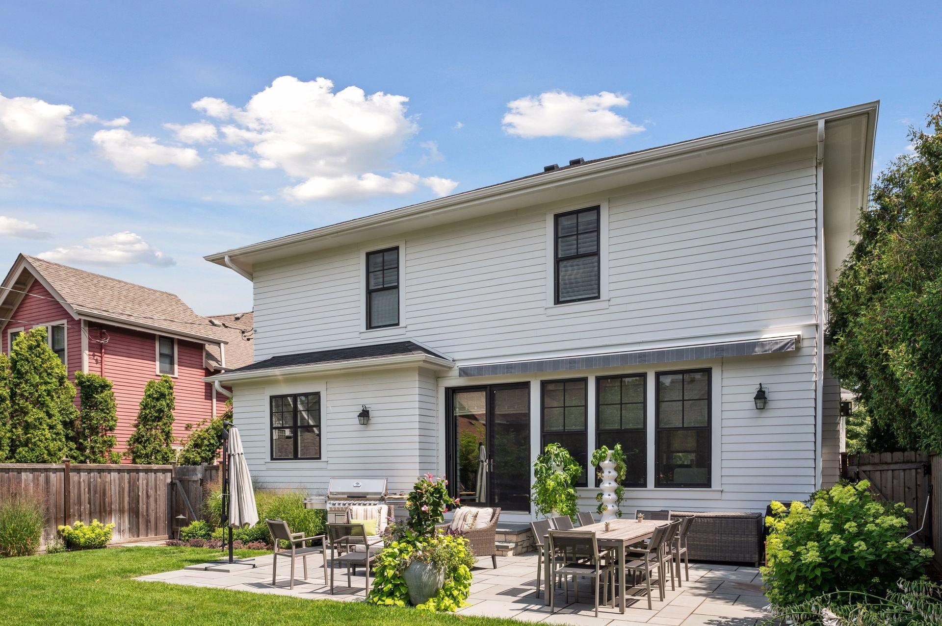 1774 Girard Avenue S