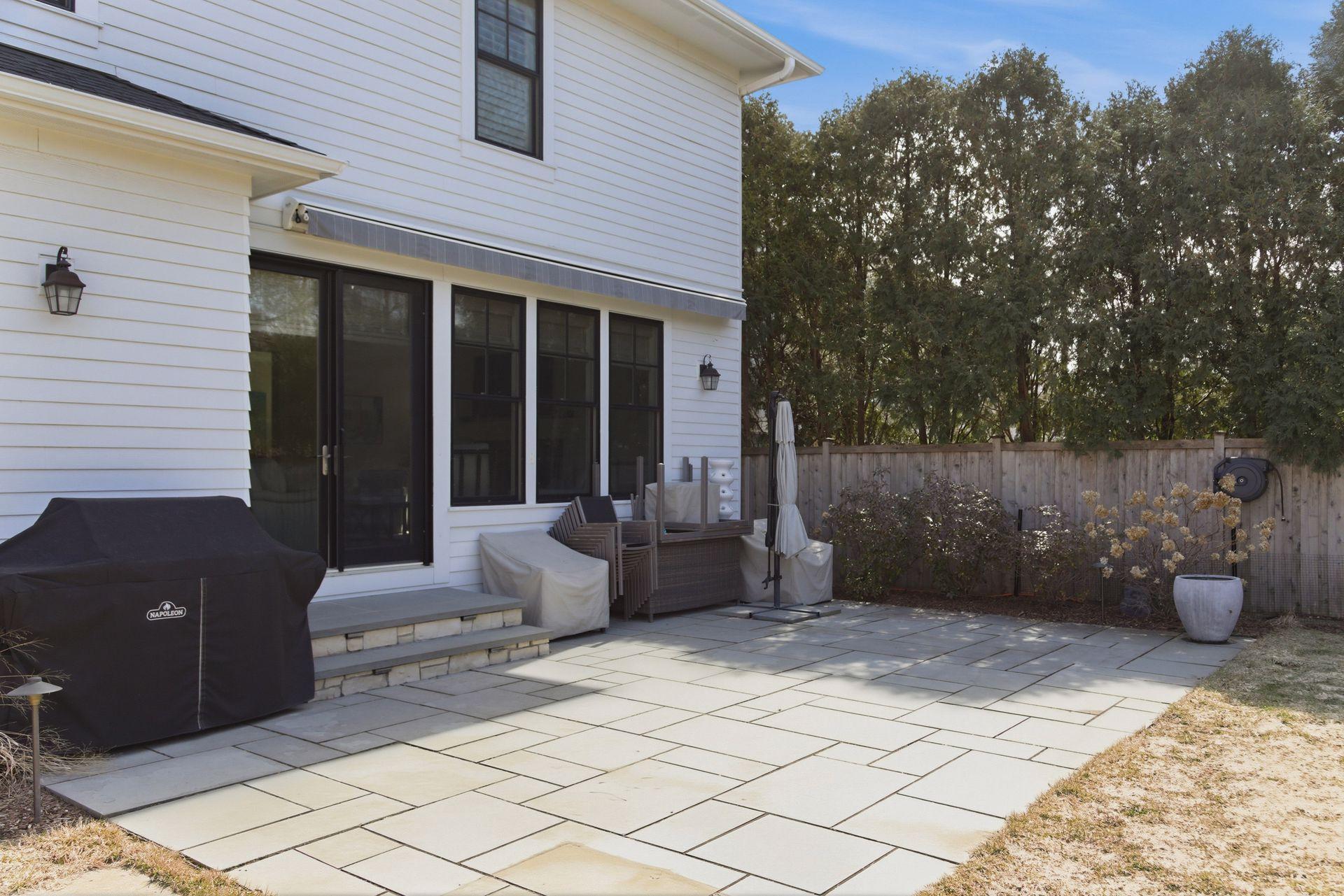 1774 Girard Avenue S