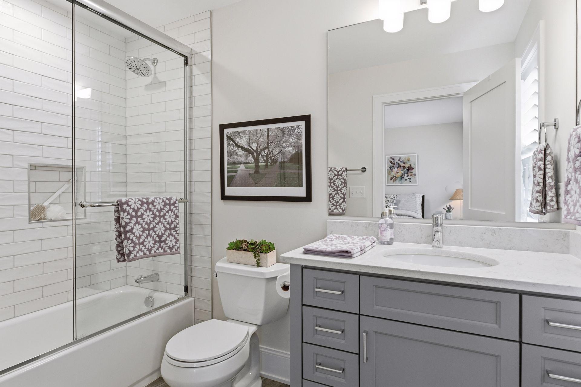 1774 Girard Avenue S