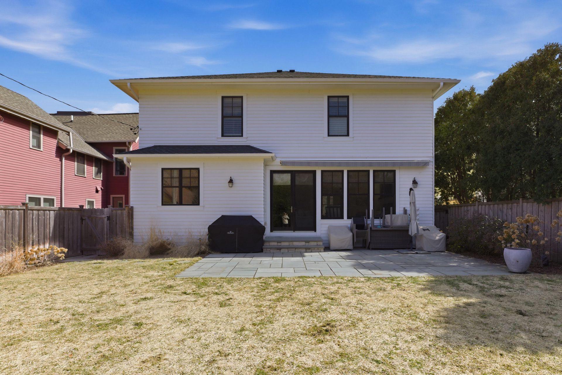 1774 Girard Avenue S