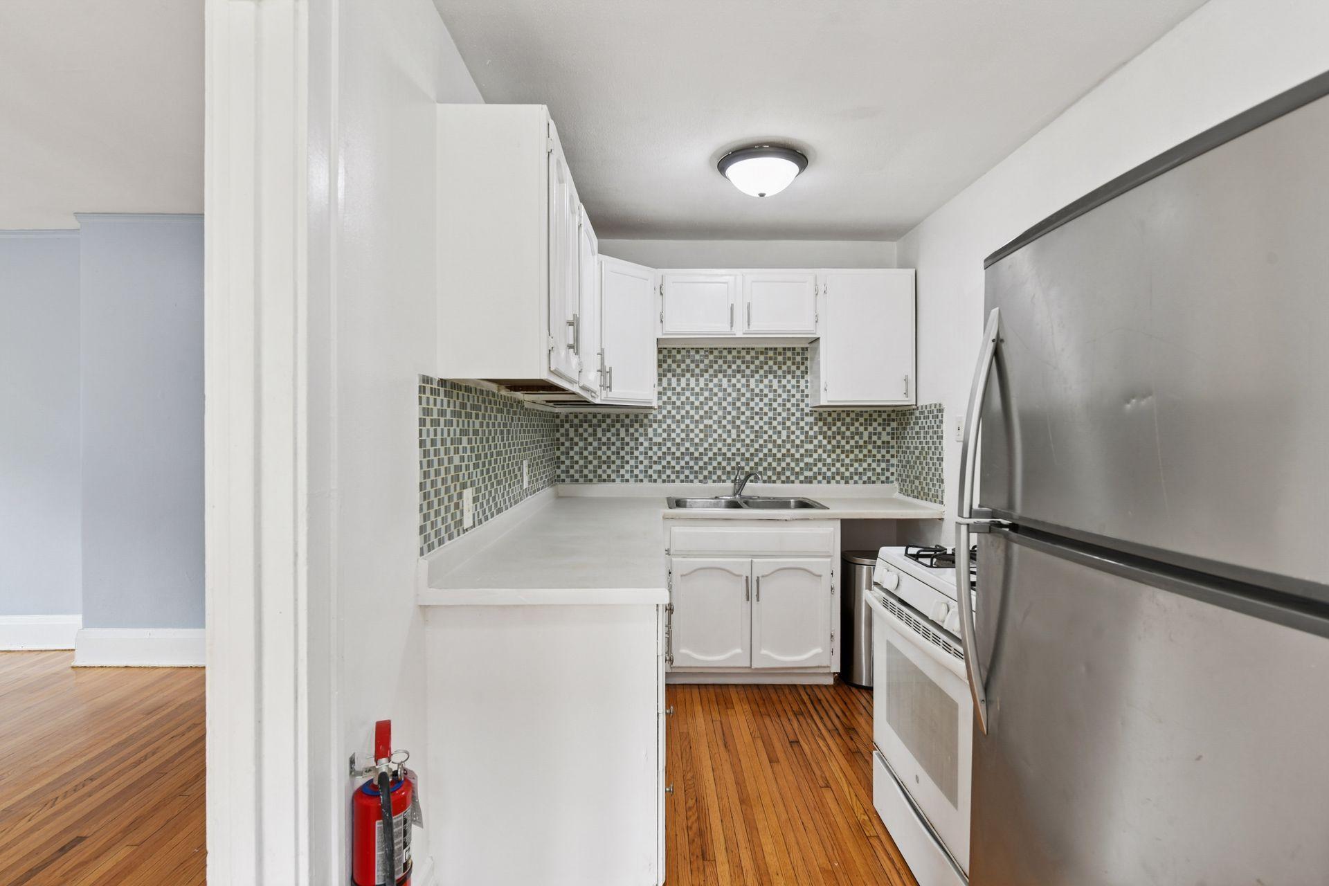 2630 Dupont Avenue N