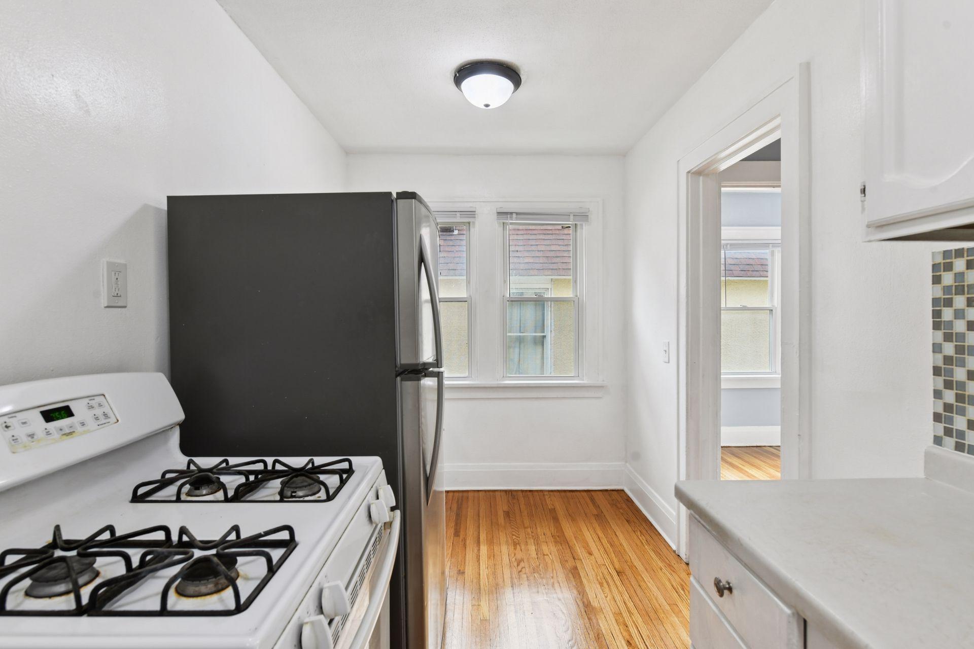 2630 Dupont Avenue N