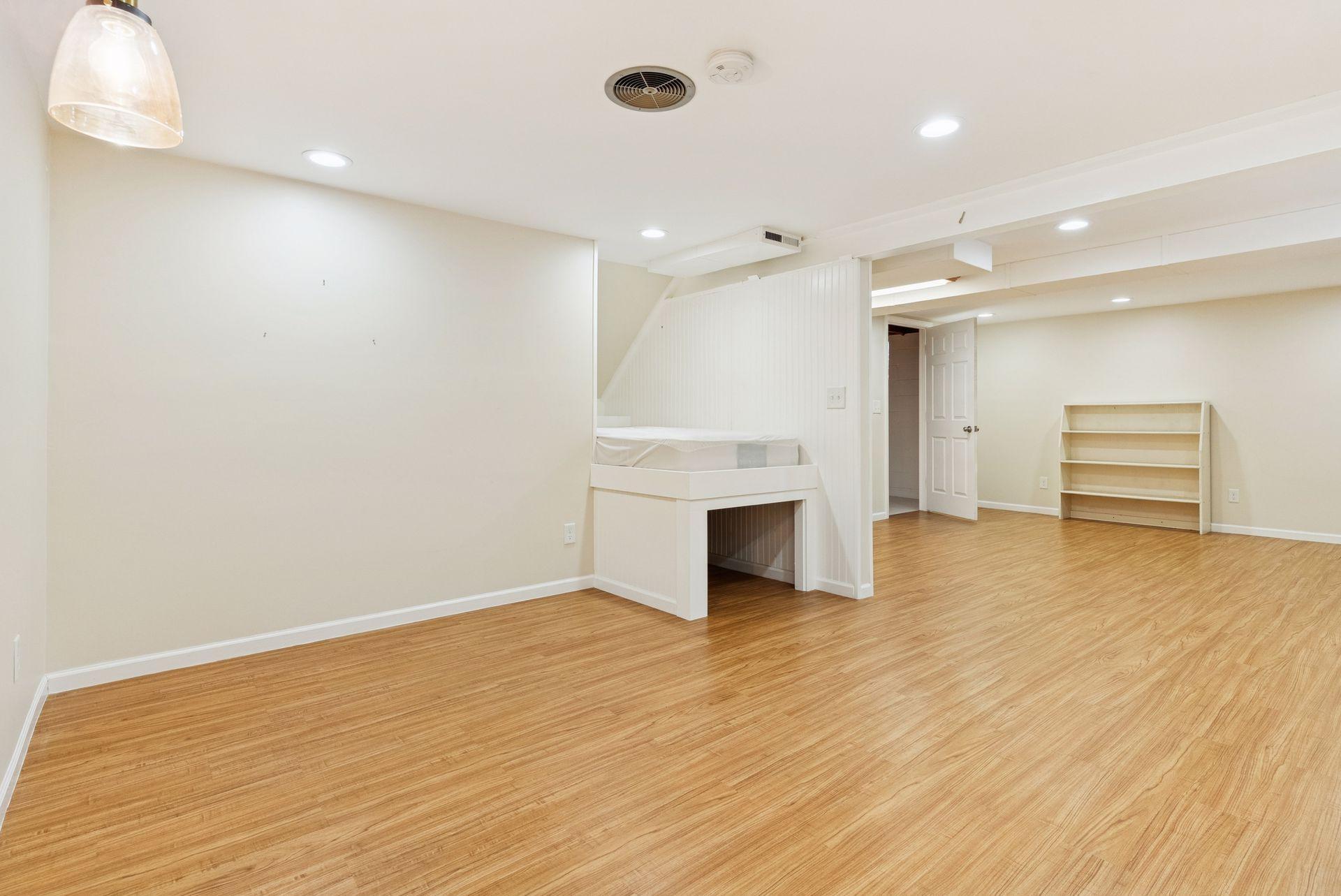 4012 Linden Hills Boulevard