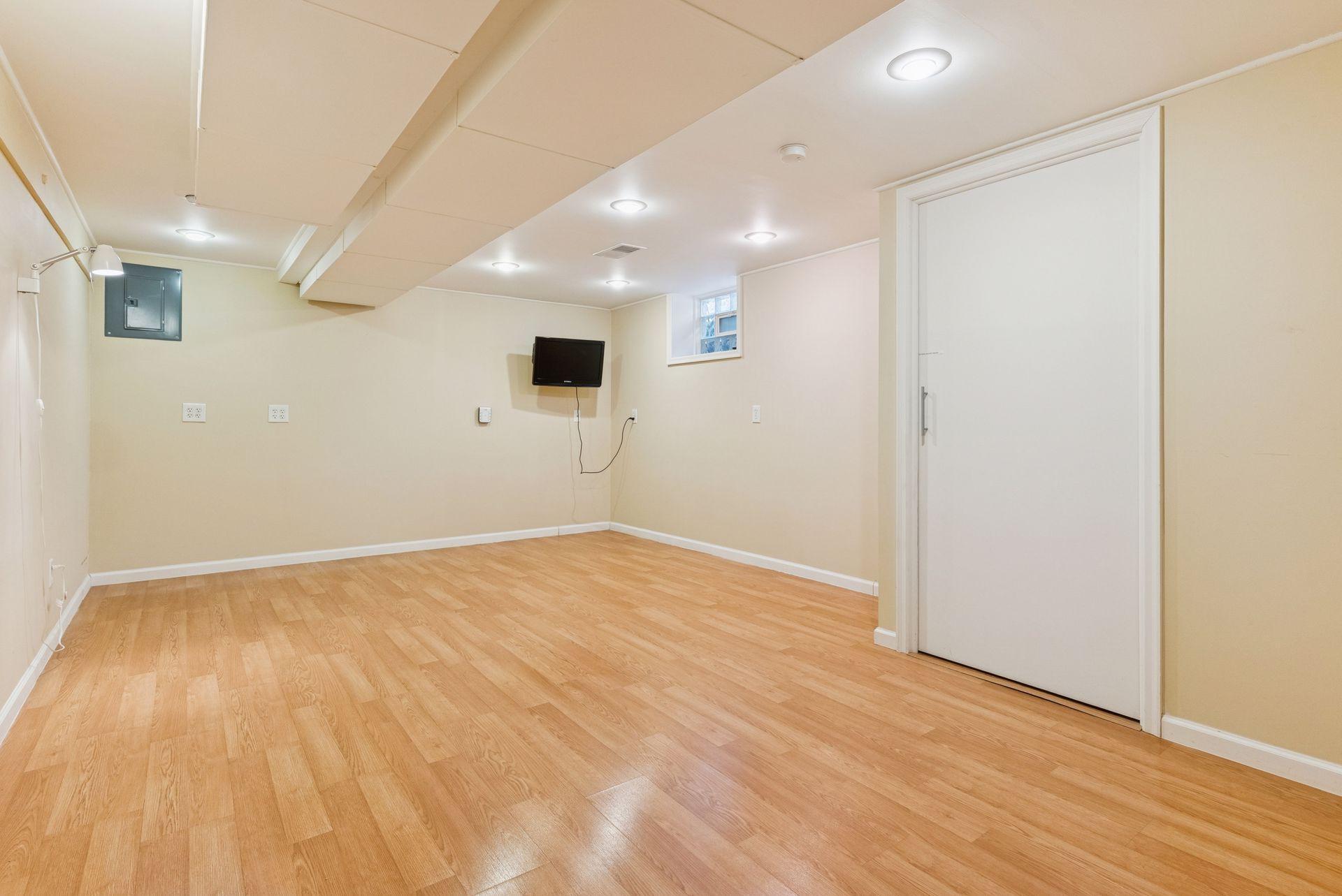 4012 Linden Hills Boulevard