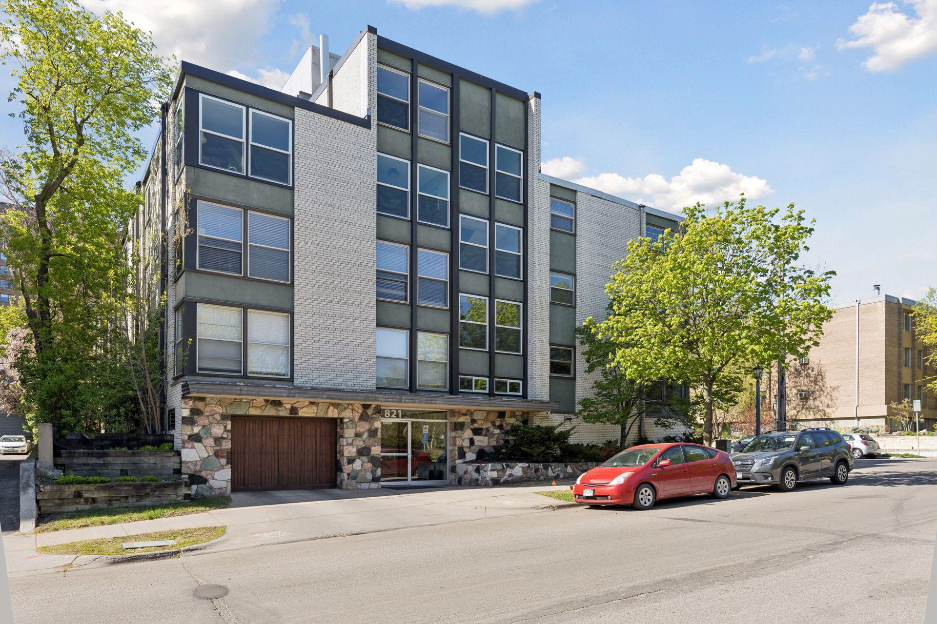 821 Douglas Avenue Unit: 304