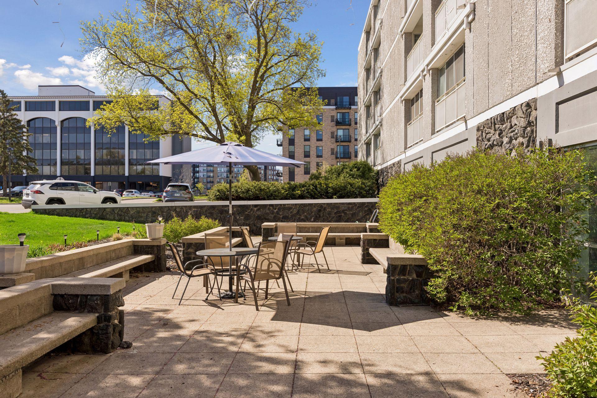 6450 York Avenue S Unit: 510