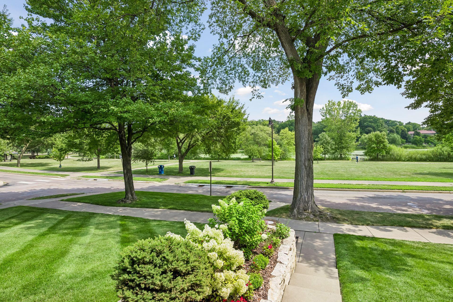 2100 W Lake Of The Isles Parkway