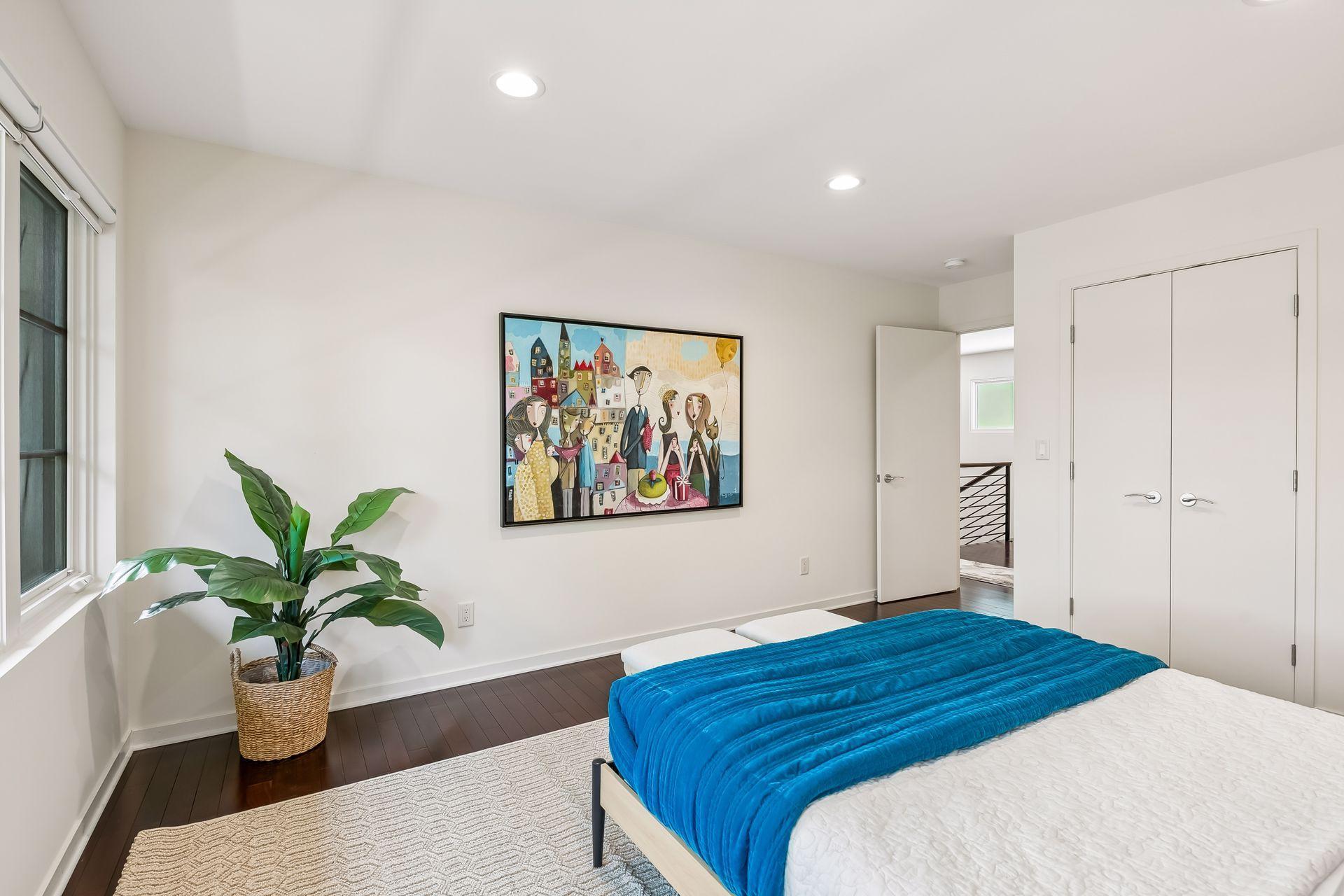 2100 W Lake Of The Isles Parkway