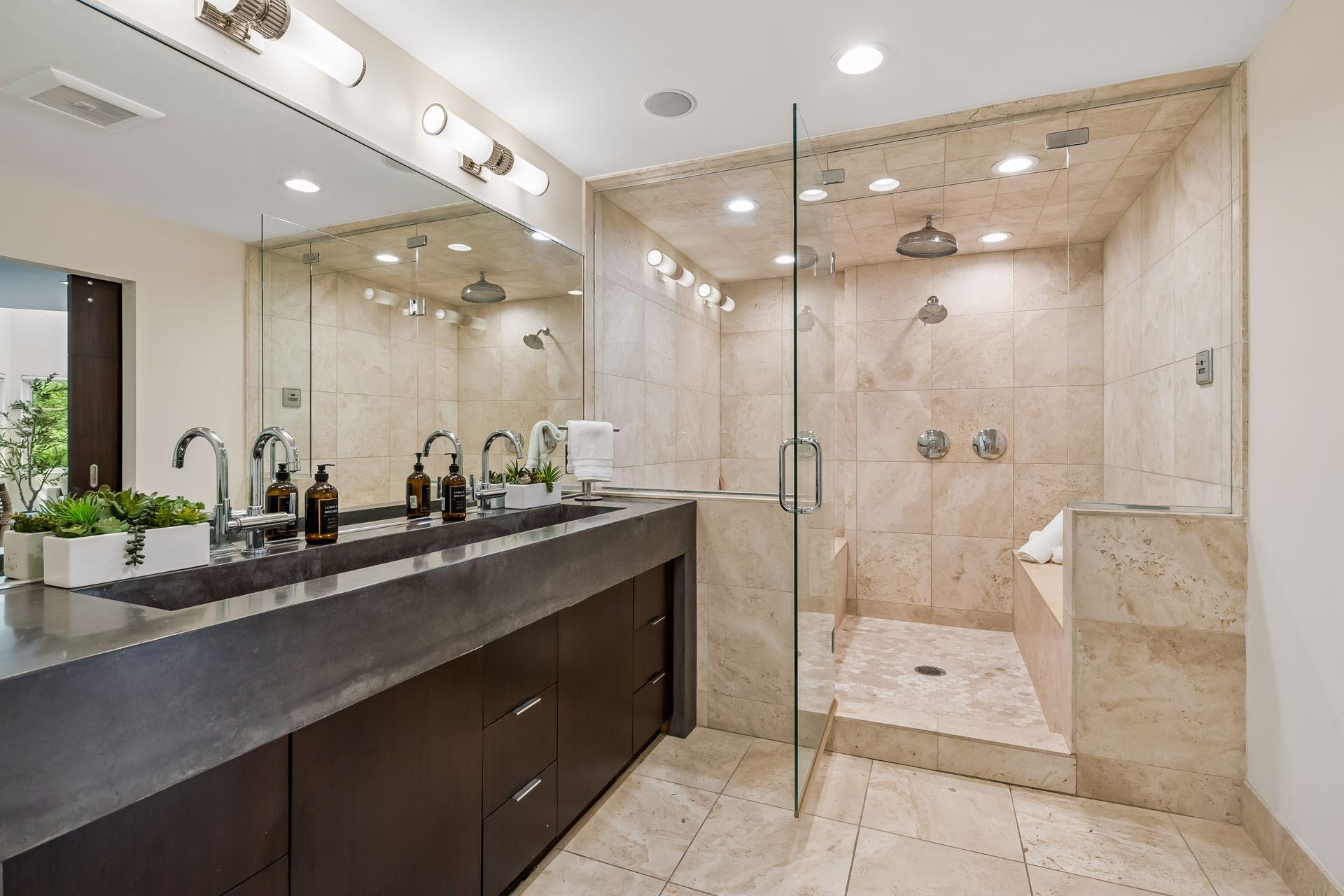 2100 W Lake Of The Isles Parkway