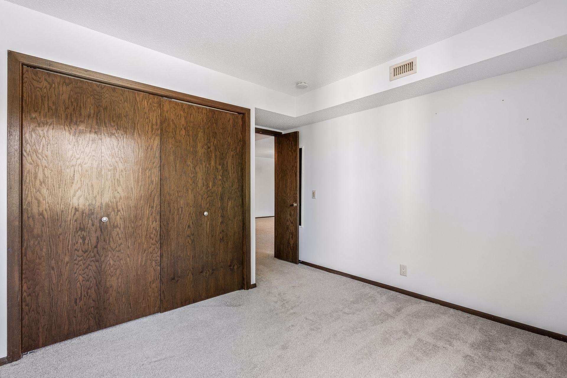 4710 58th Avenue N Unit: 201