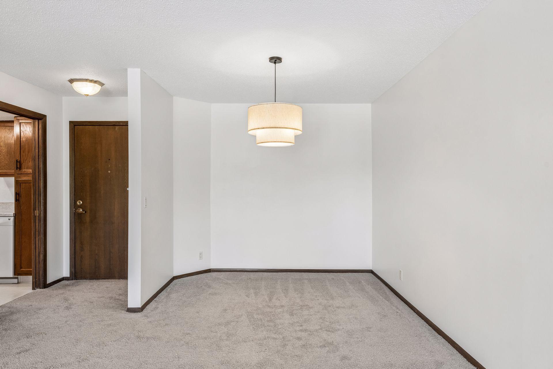 4710 58th Avenue N Unit: 201