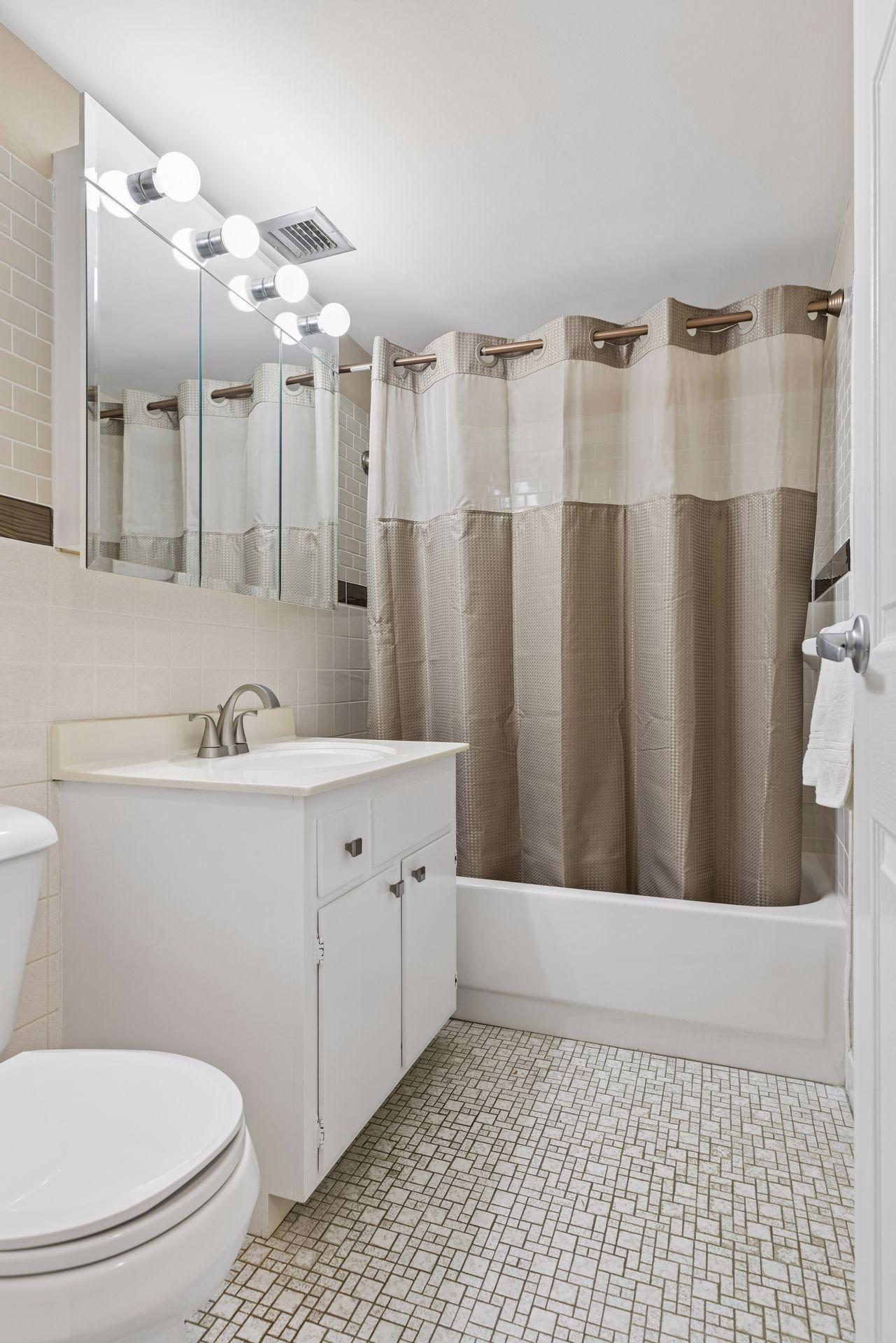 6450 York Avenue S Unit: 510