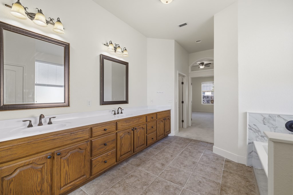 1208 Spotted Fawn Trail